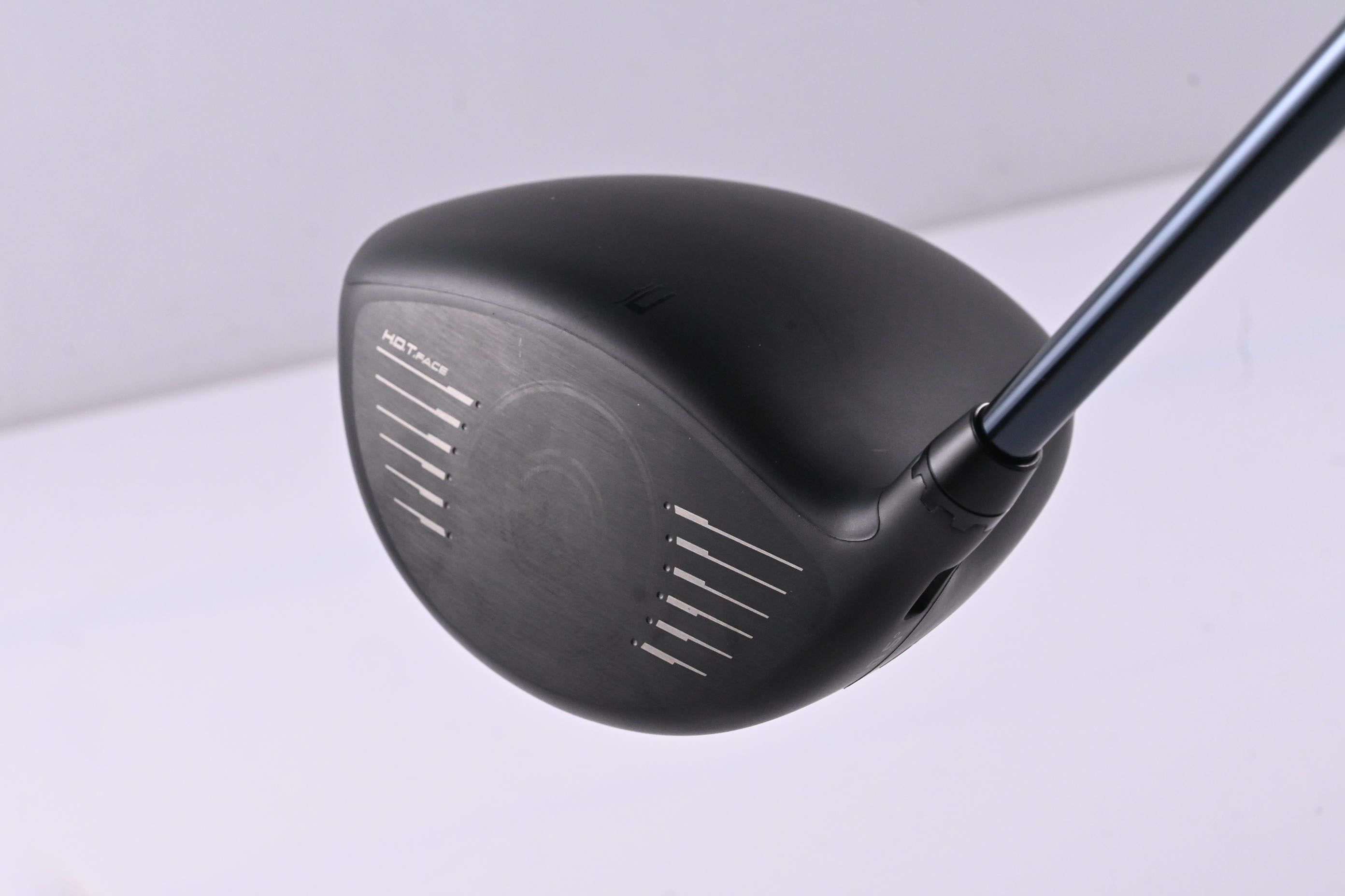 Cobra Darkspeed LS Driver / 10.5 Degree / Stiff Flex LIN-Q M40X 6 Shaft