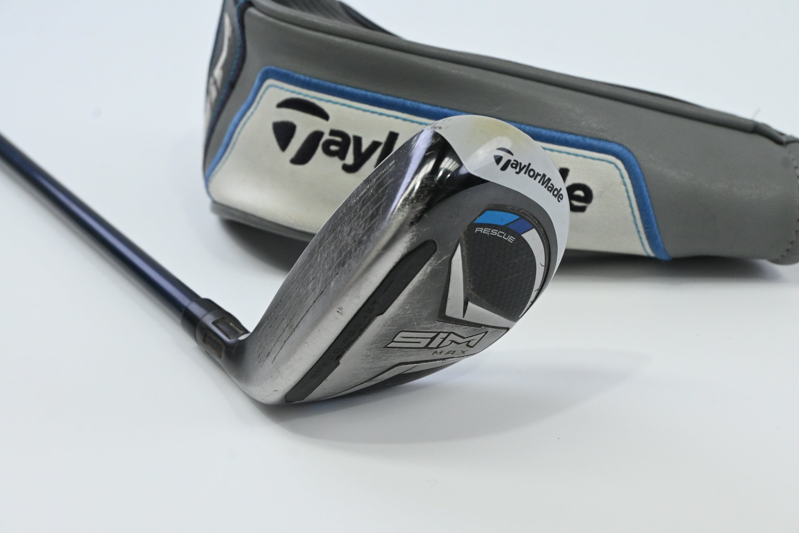 Left Hand Taylormade SIM Max #4 Hybrid / 22 Degree / Regular Flex Fujikura Blue