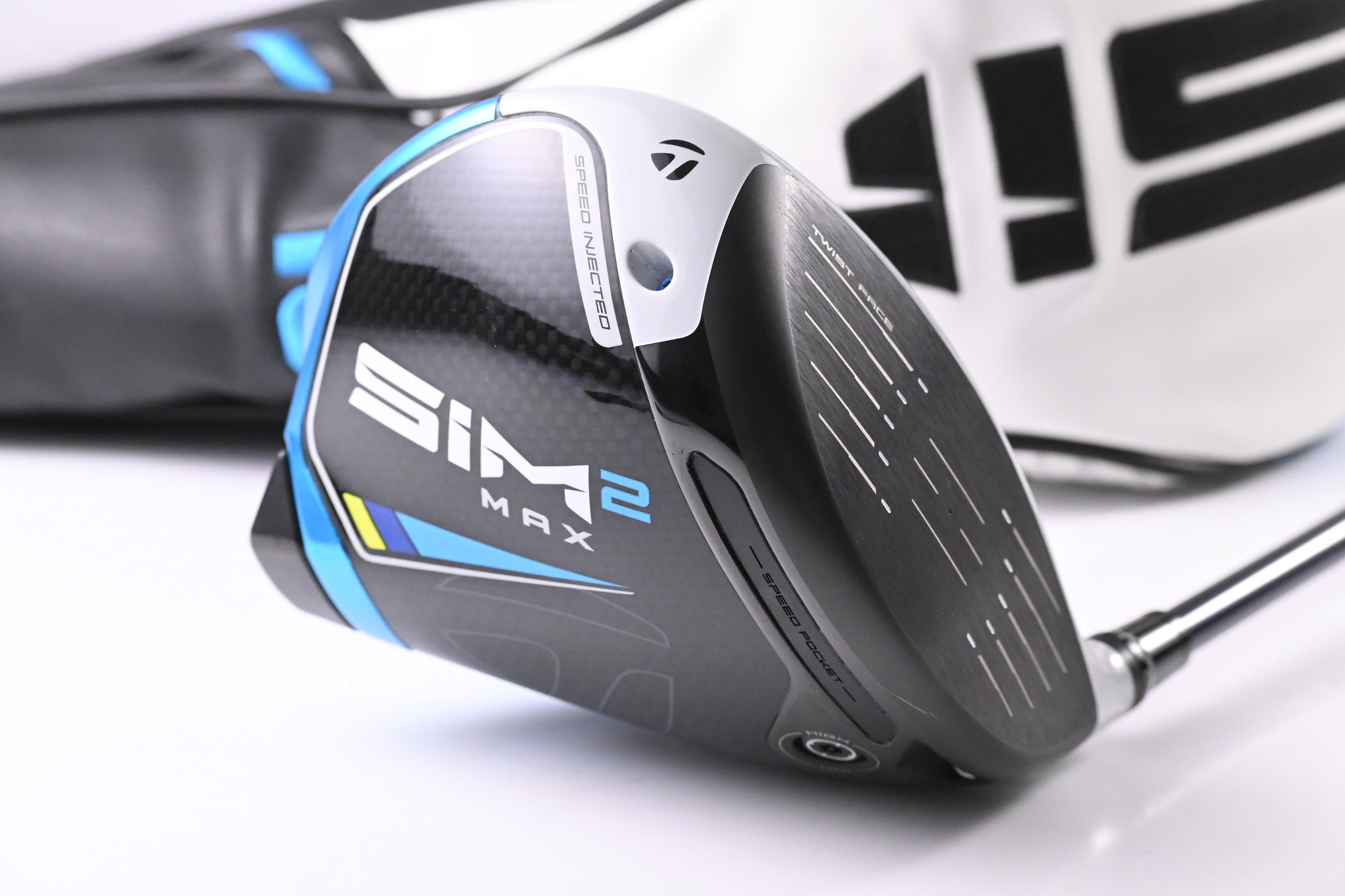 Taylormade SIM2 Max Driver / 10.5 Degree / Stiff Flex Ventus Blue 5 Shaft