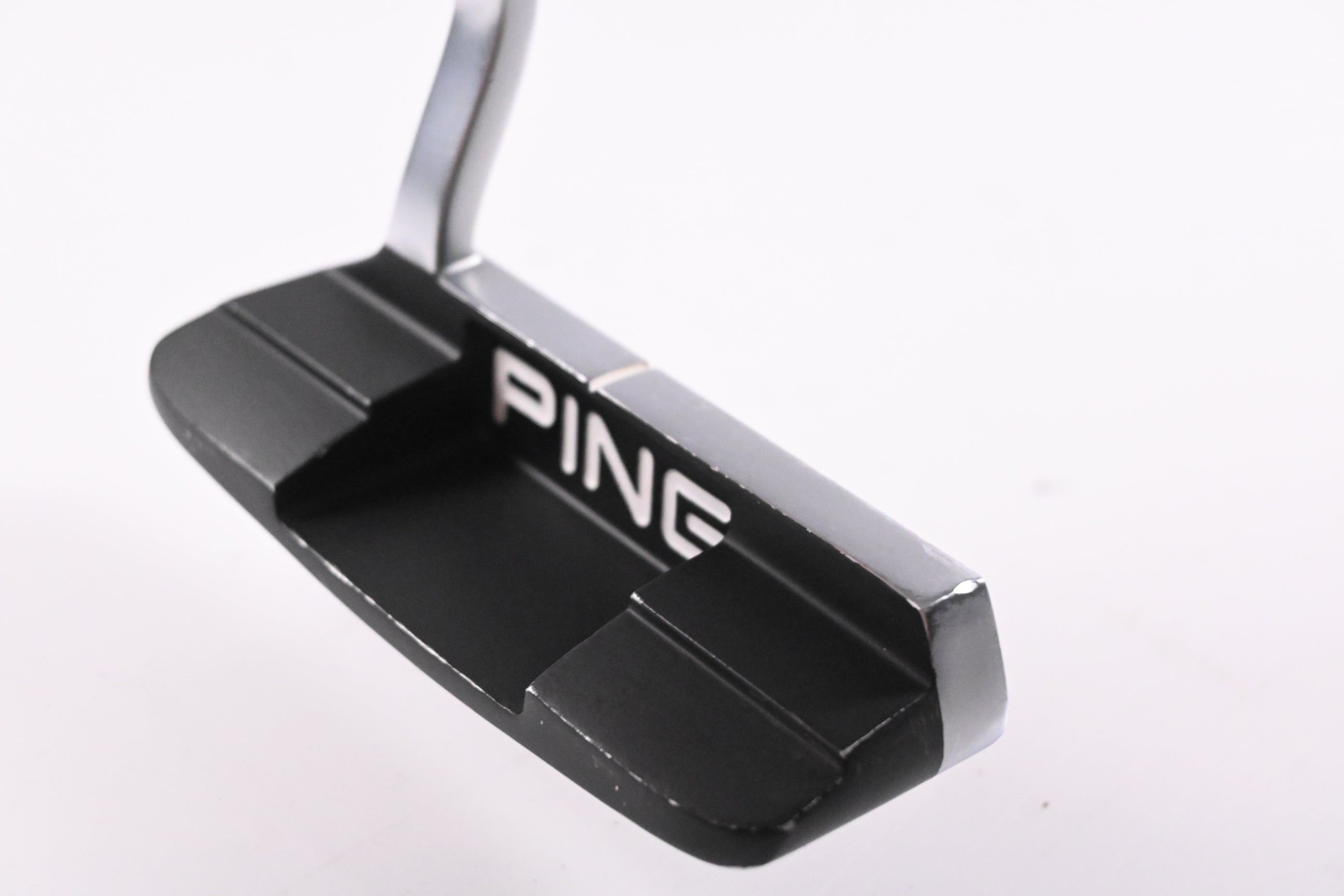 Ping 2023 Kushin 4 Putter / Black Dot / 33 Inch