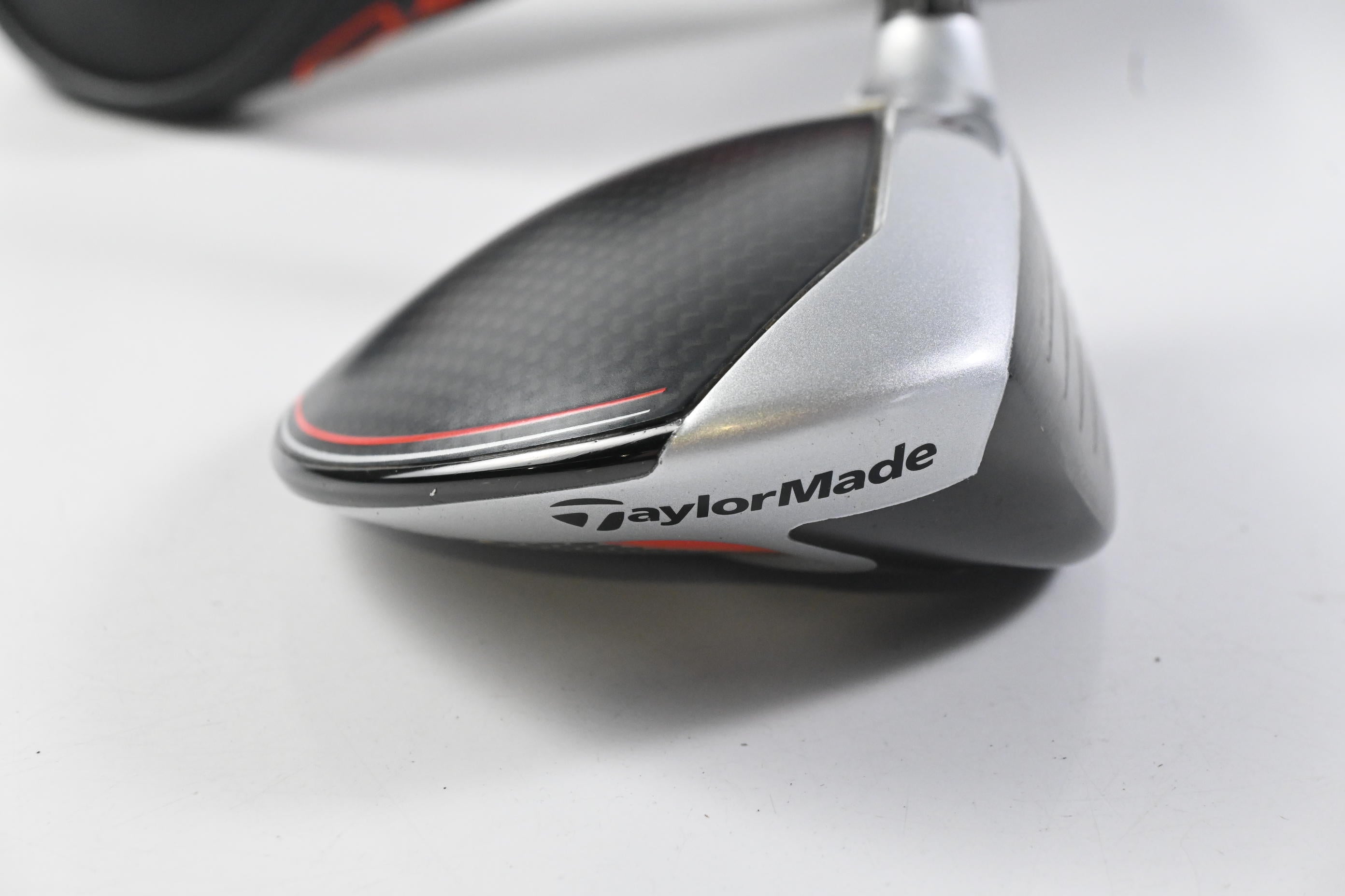 Taylormade M6 #5 Wood / 18 Degree / Regular Flex Fujikura Atmos Red 5 Shaft