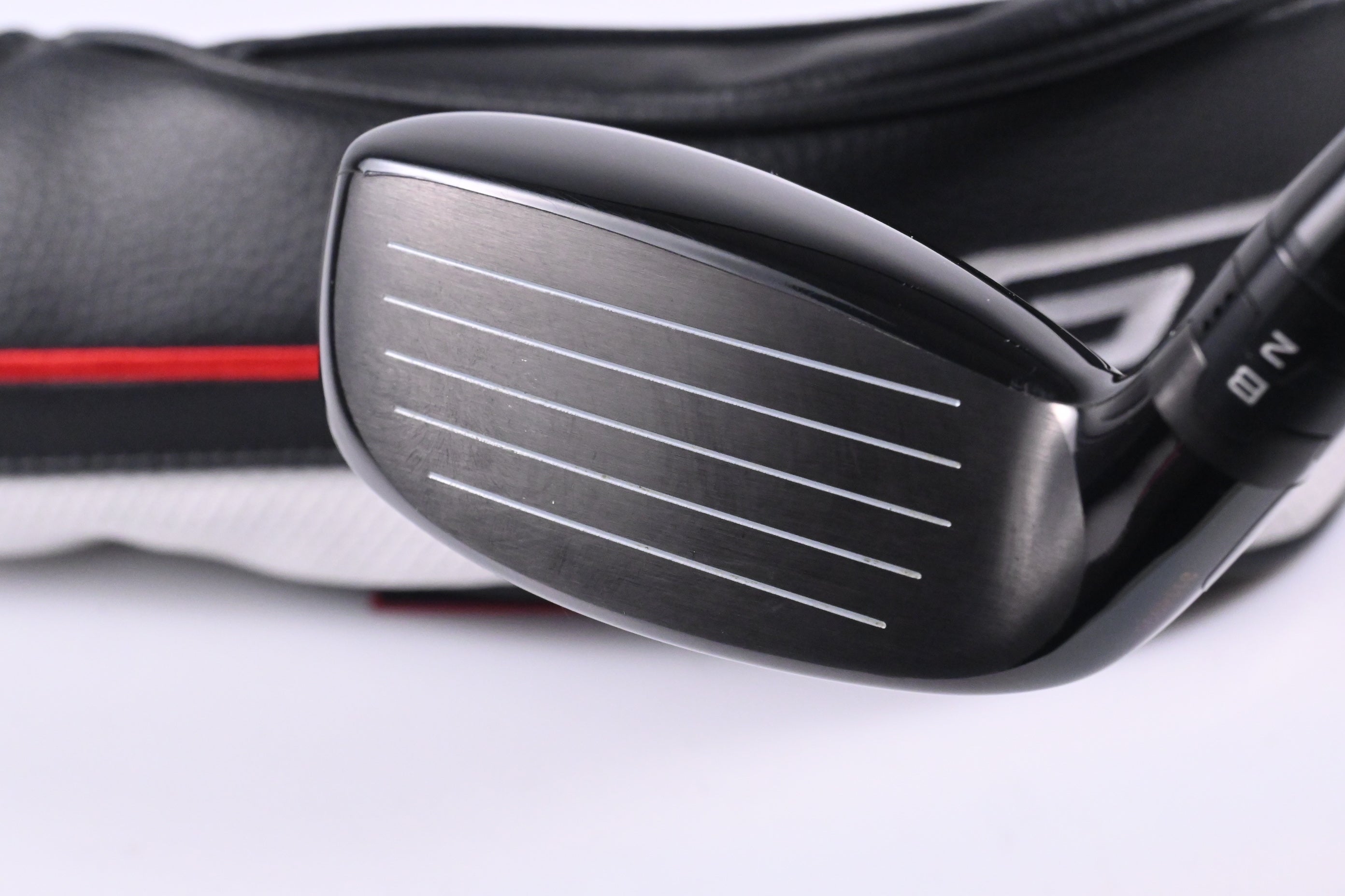 Titleist GT3 #3 Hybrid / 19 Degree / Stiff Flex Tensei AV Blue 65 Shaft