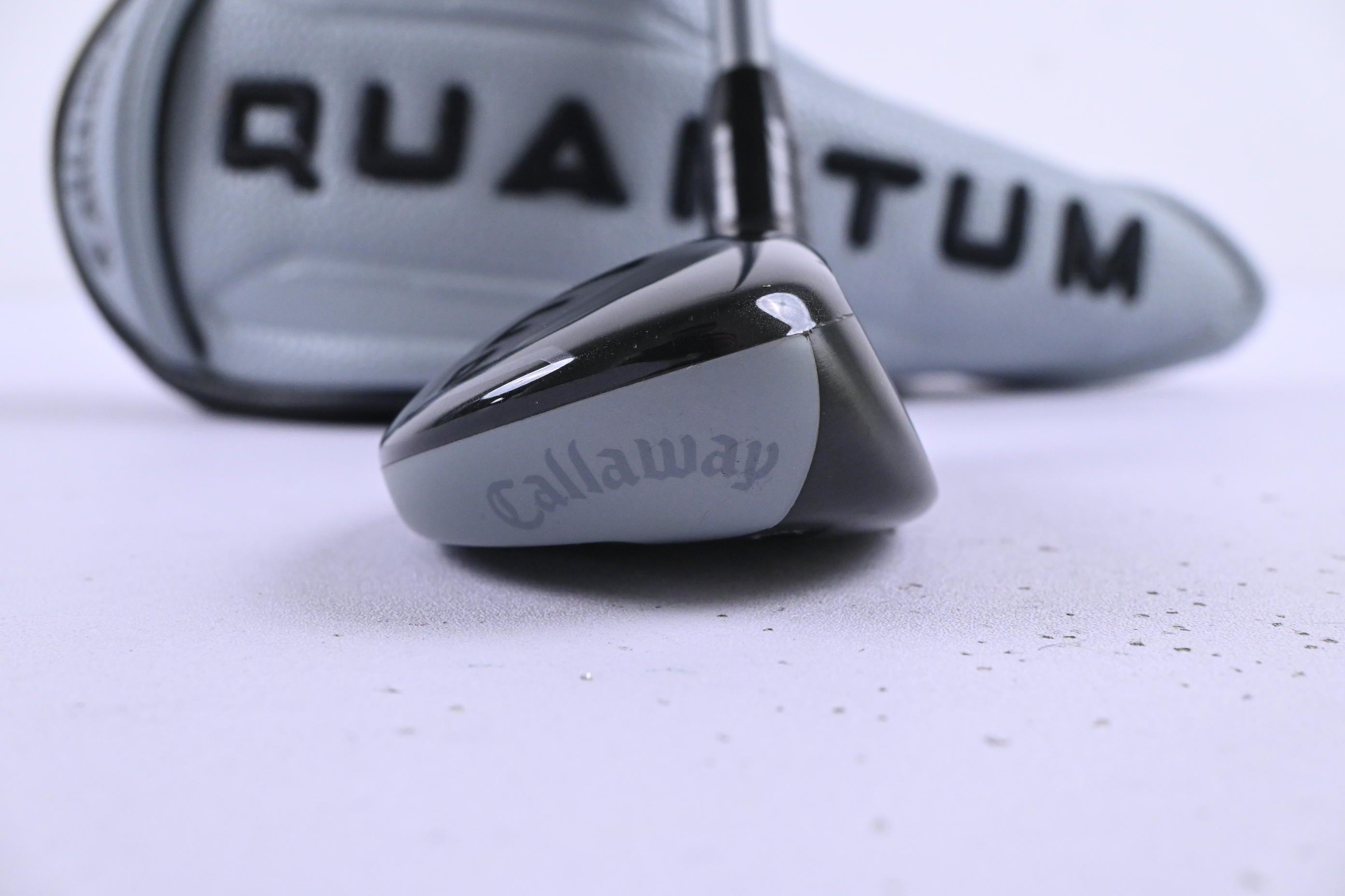 Callaway Quantum Max #5 Hybrid / 24 Degree / Regular Flex Denali Silver 60 Shaft