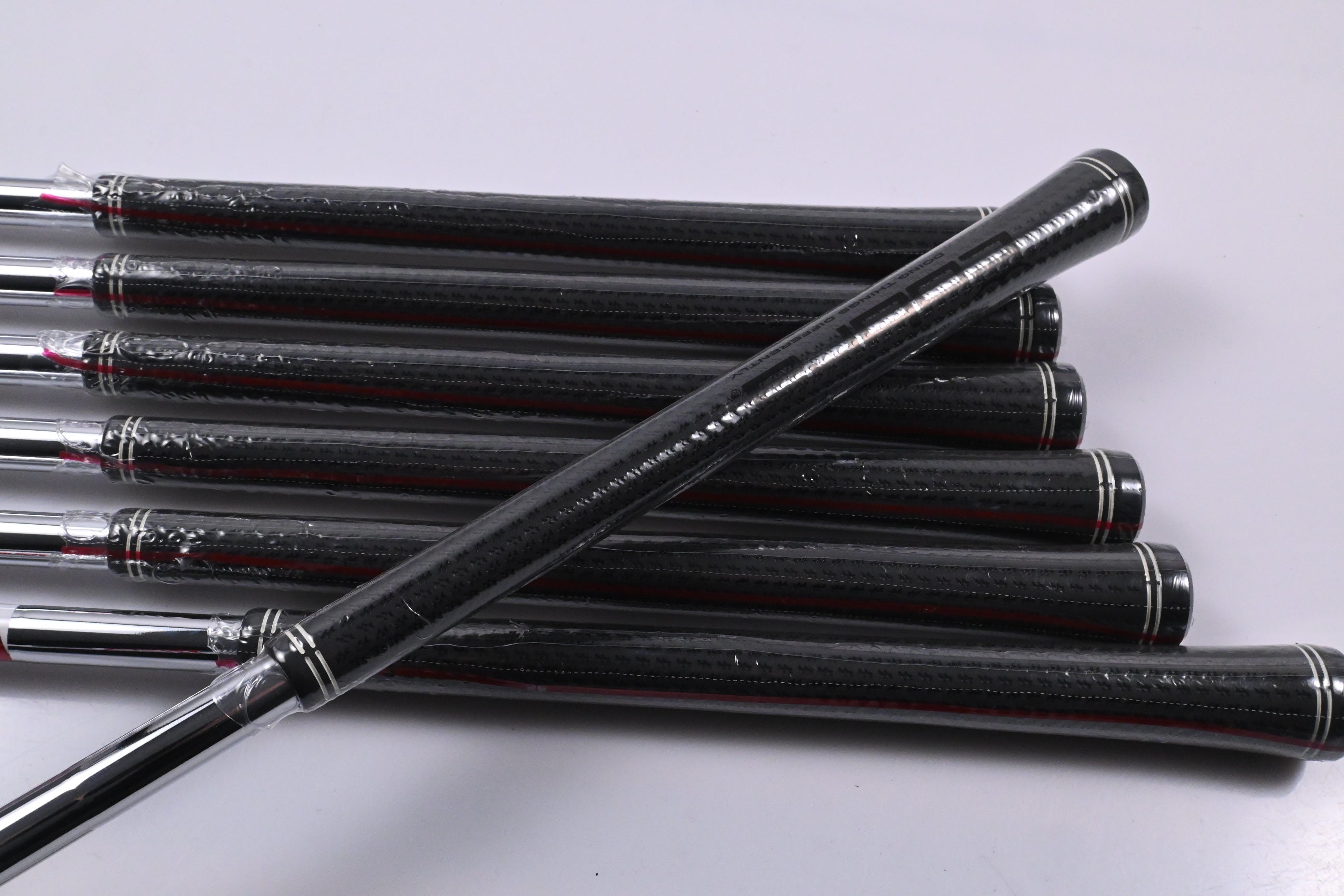 Cobra DS-Adapt Max Irons / 5-PW+GW / Regular Flex KBS Tour Lite Shafts