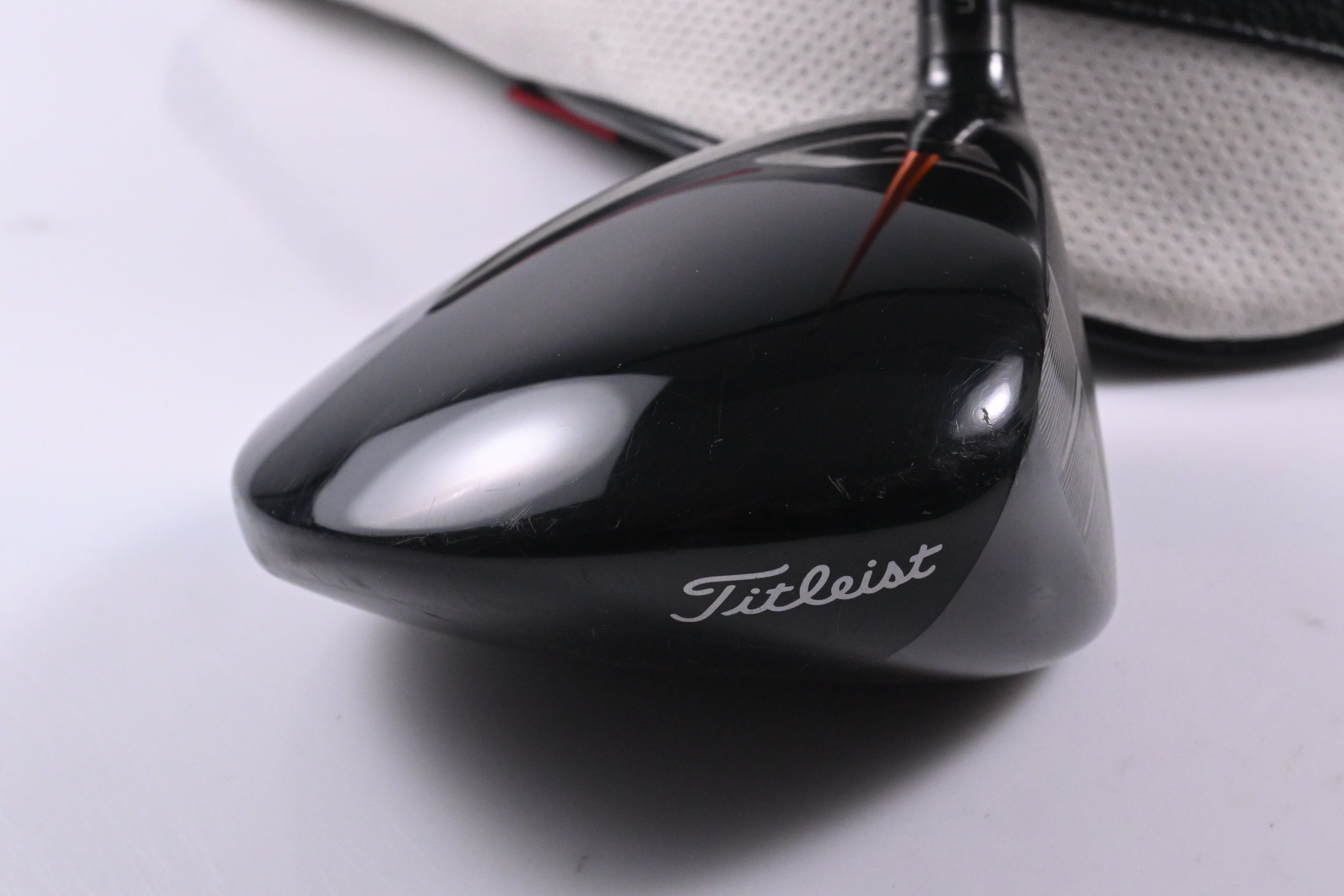 Titleist GT3 Driver / 9 Degree / X-Flex Graphite Design Tour AD DI-7 Shaft