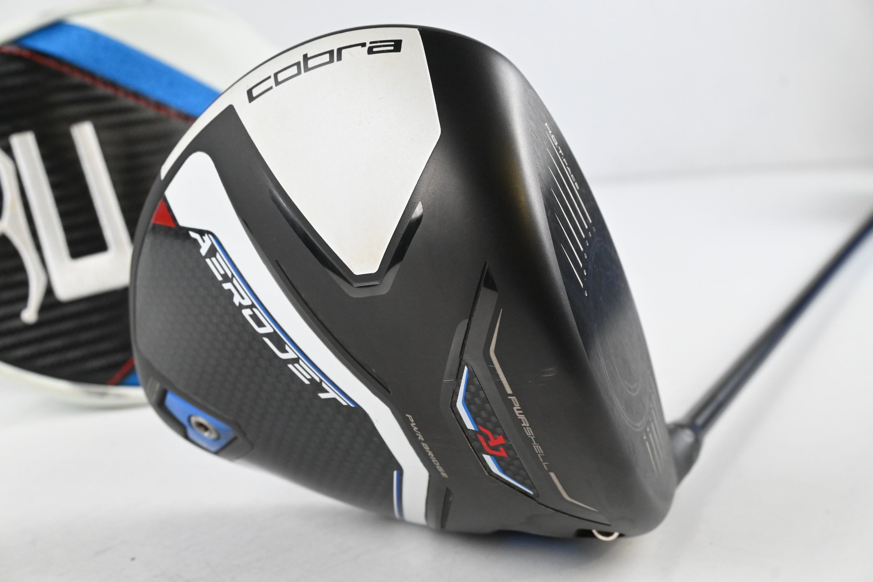 Cobra Aerojet Max Driver / 10.5 Degree / Regular Flex UST Helium Nano Core 5