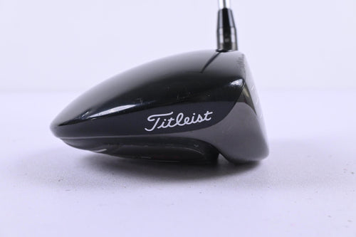 Titleist 915 D2 Driver / 10.5 Degree / Stiff Flex Diamana S+ Blue 60 Shaft