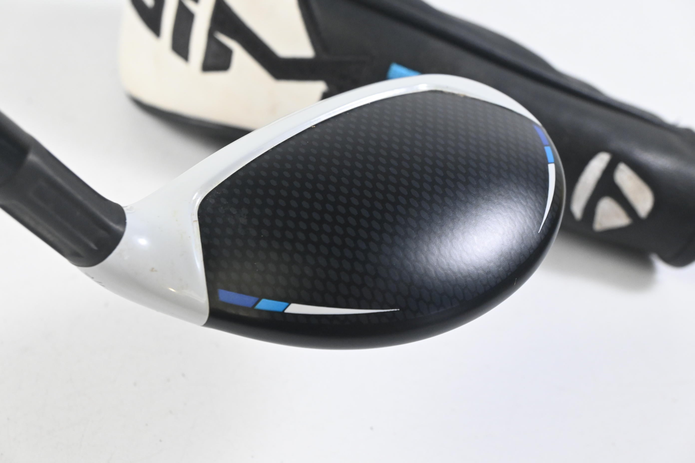 Taylormade SIM2 Max #3 Hybrid / 19 Degree / Stiff Flex Fujikura Ventus Blue 7