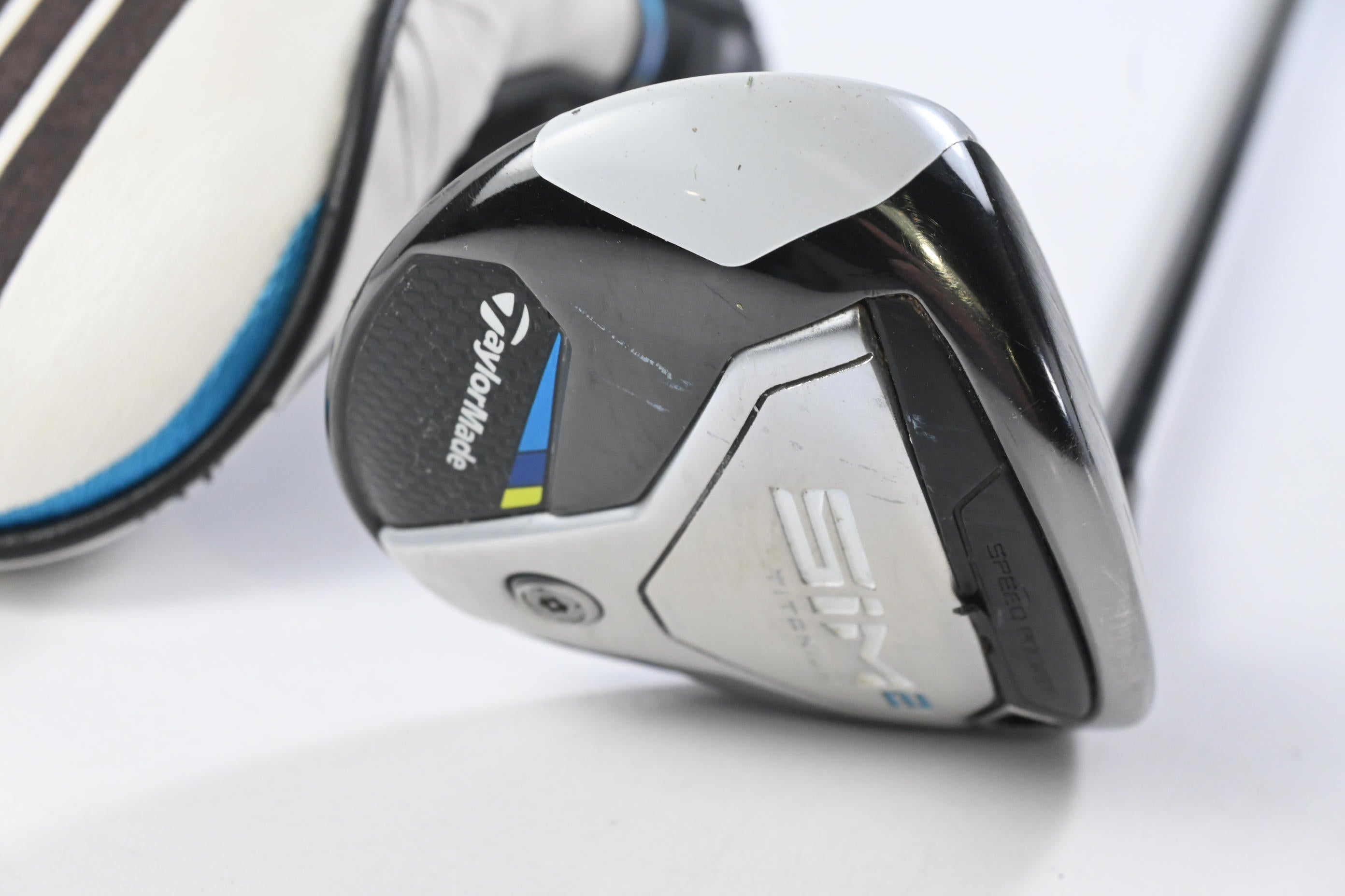 Taylormade SIM2 Ti #3 Wood / 15 Degree / Stiff Flex Tensei AV Raw Blue 65 Shaft