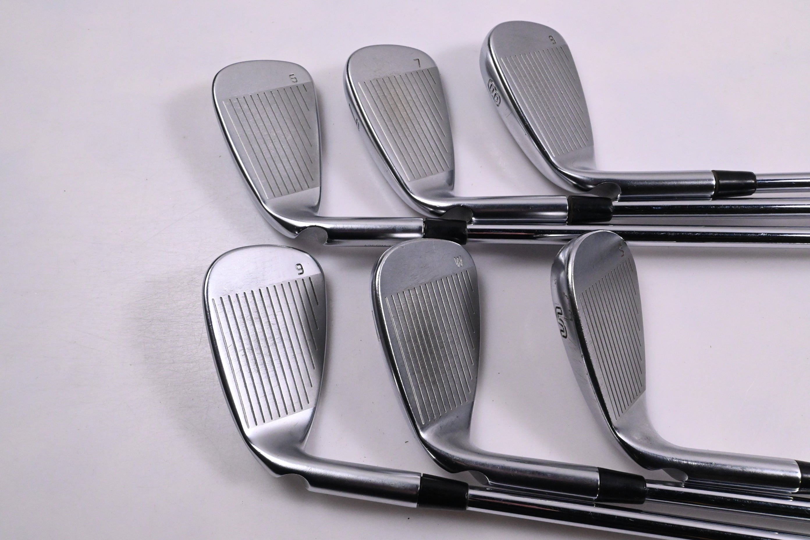 Ping G425 Irons / 6-PW+SW / Green Dot / Regular Flex Ping AWT 2.0 Shafts