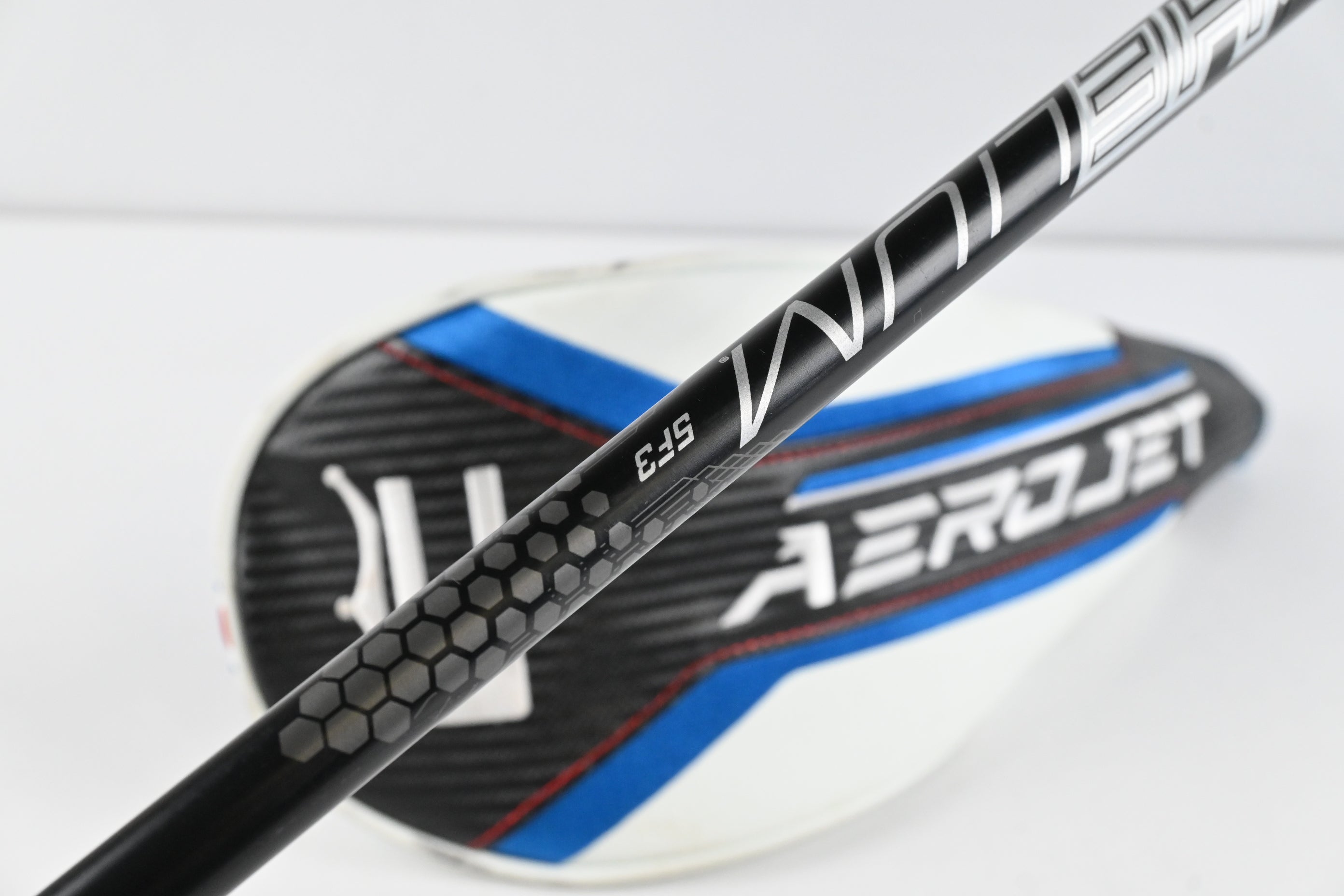 Cobra Aerojet Max Driver / 10.5 Degree / Regular Flex UST Helium Nano Core 5