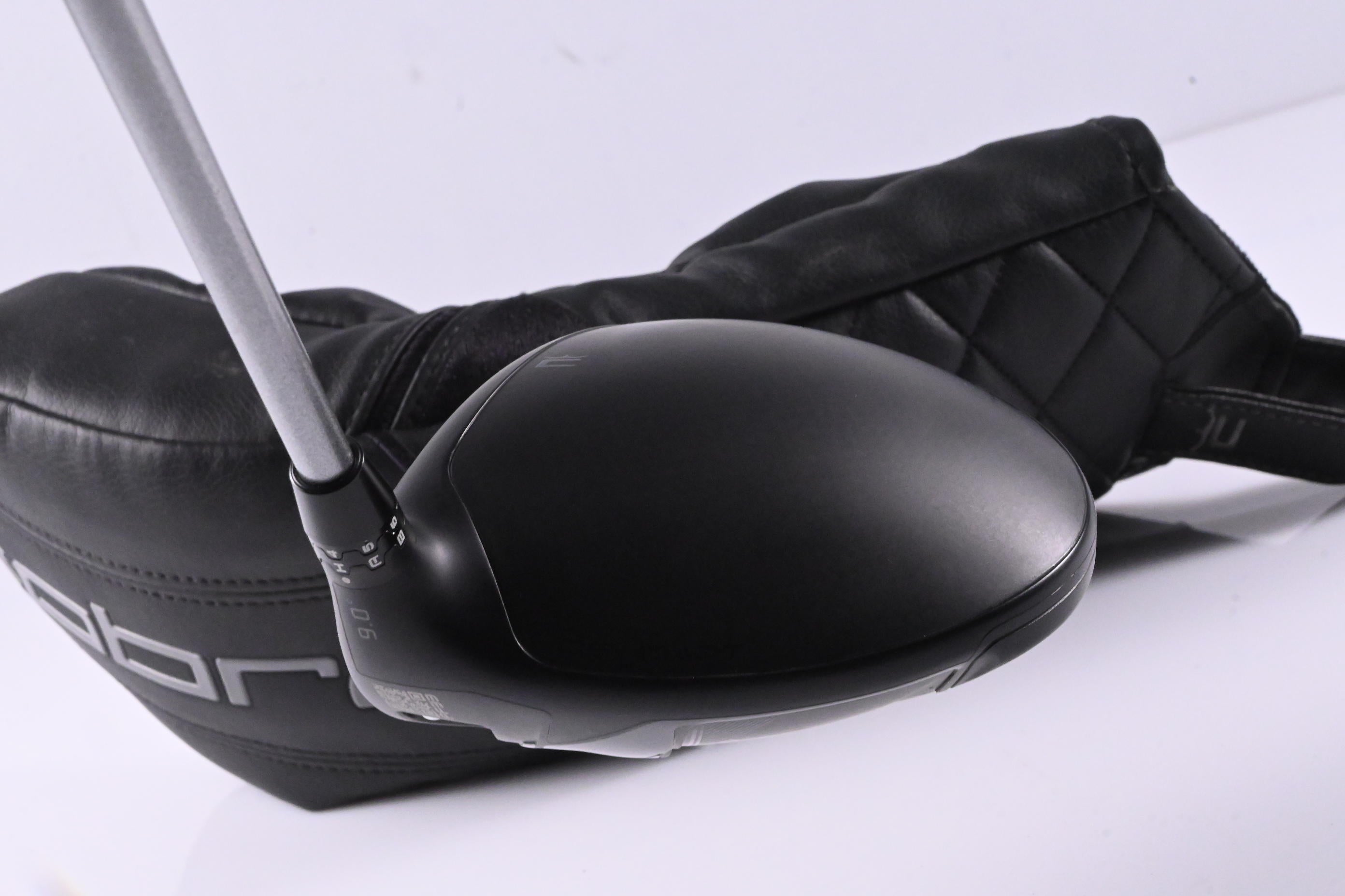 Cobra DS-Adapt LS Driver / 9 Degree / Stiff Flex Fujikura Pro Black 60 Shaft
