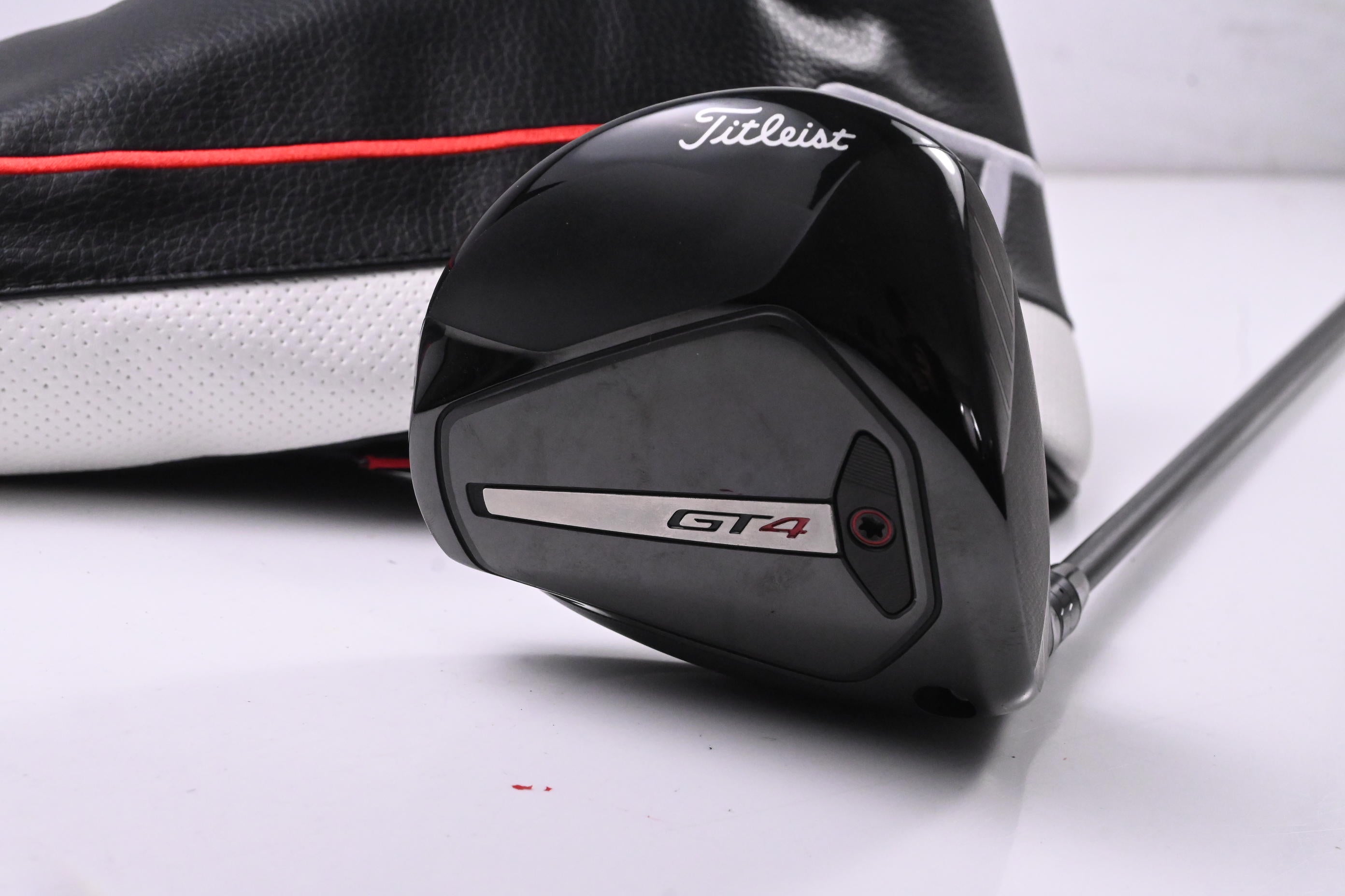 Titleist GT4 Driver / 9 Degree / Stiff Flex UST ONE Oneswing Shaft Tech Shaft