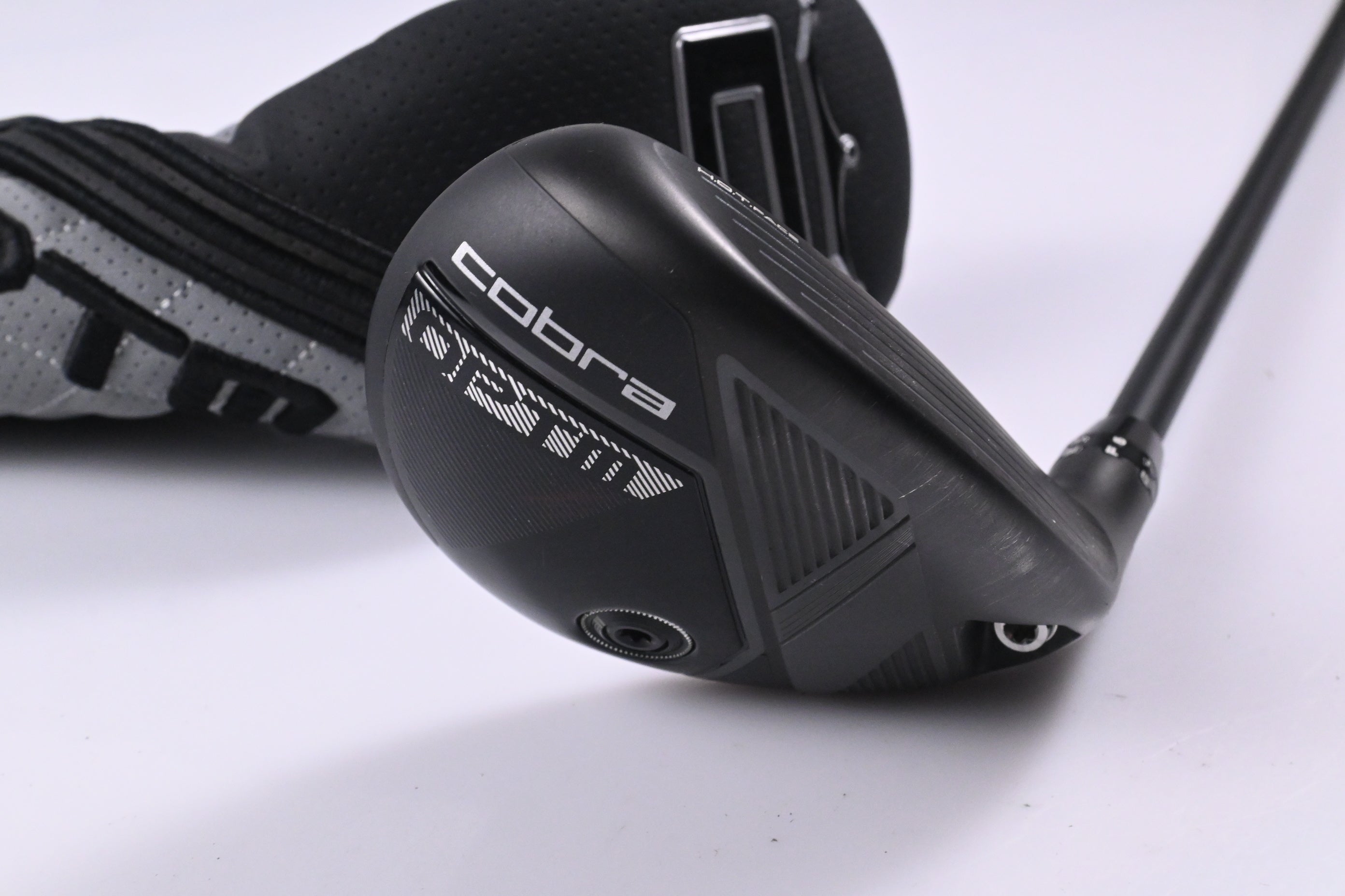 Cobra OPTM #4 Hybrid / 21 Degree / Regular Flex KBS PG Hybrid 75 Shaft