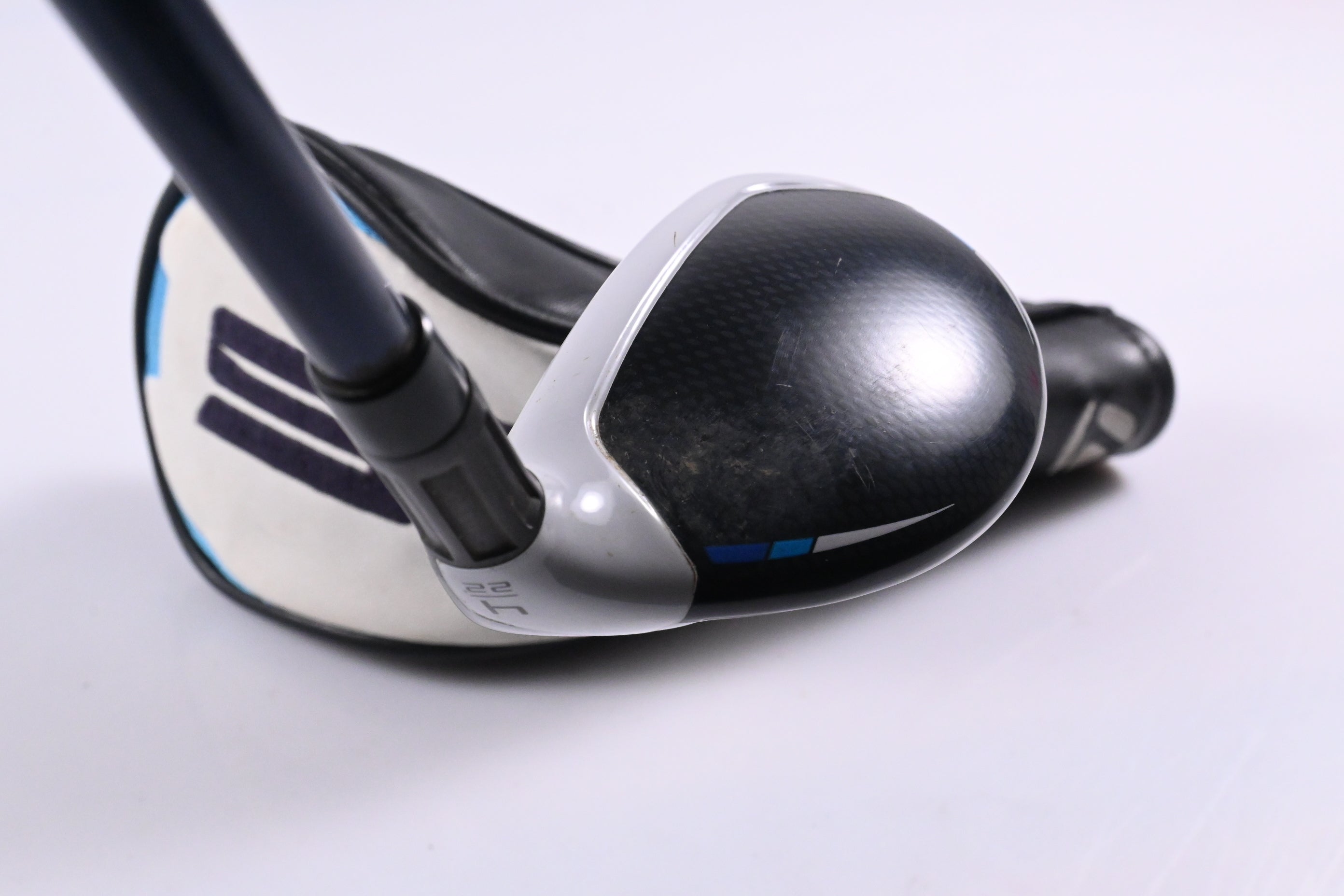 Taylormade SIM2 Max #4 Hybrid / 22 Degree / Regular Flex Fujikura Ventus Blue 6