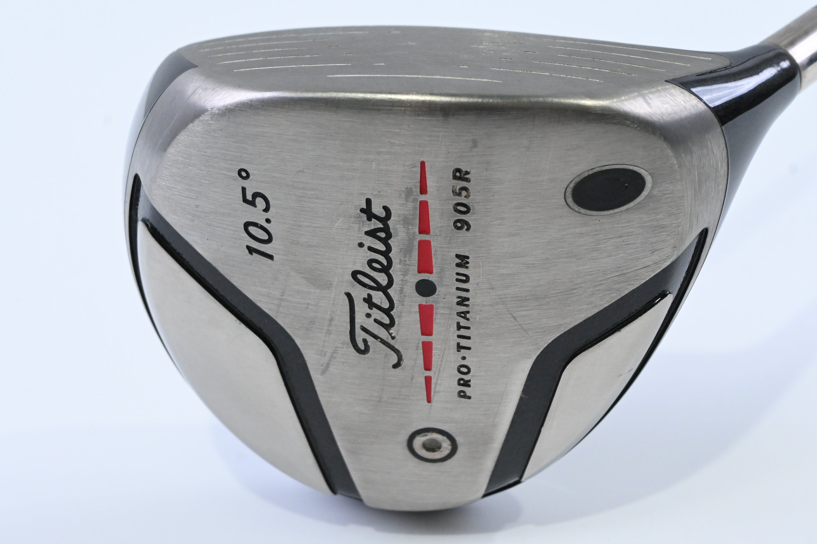 Titleist 905 R Driver / 10.5 / Stiff Flex Graphite Design YS 60