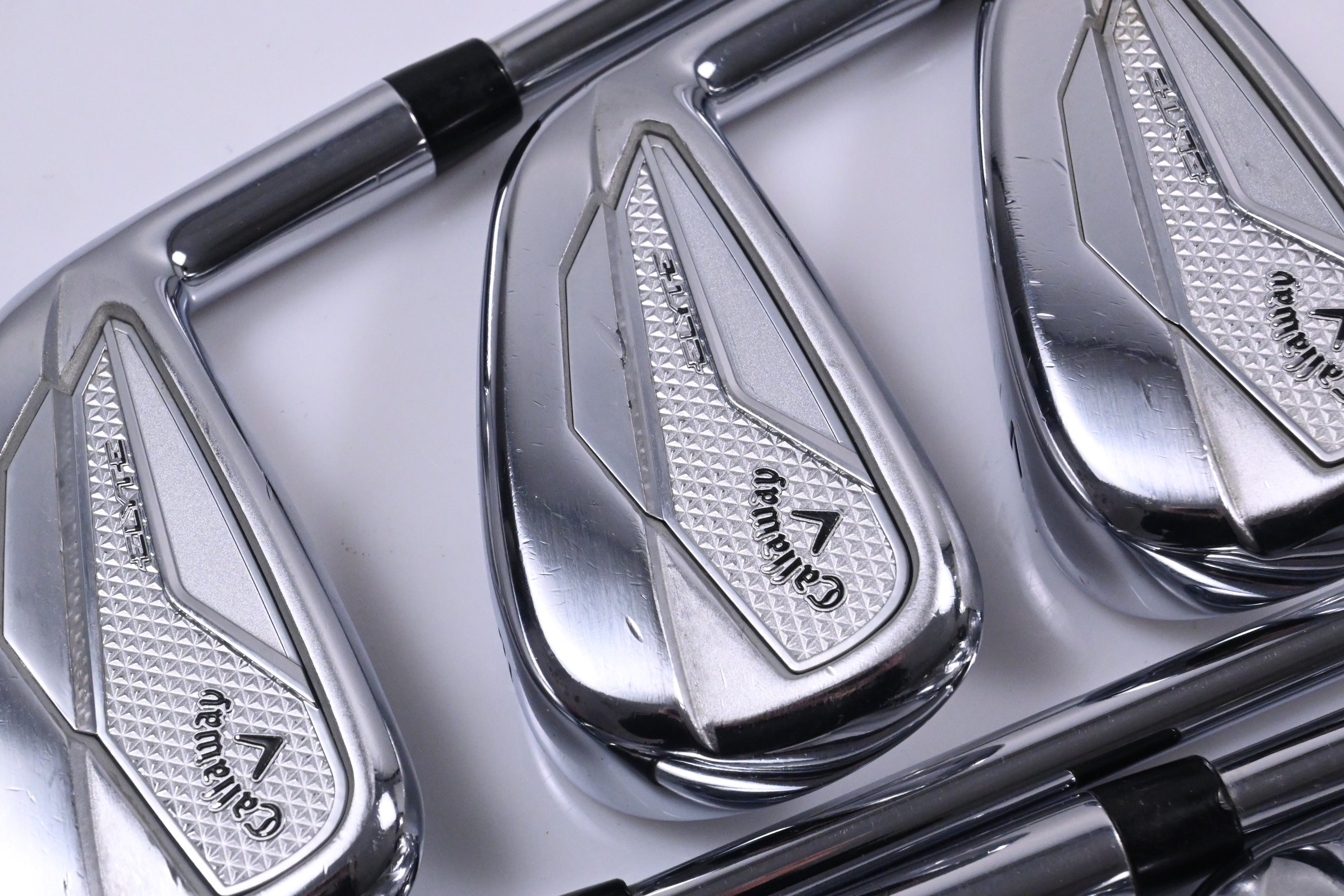 Callaway Elyte Irons / 5-PW+AW / Regular Flex Project X Vector 80 Shafts