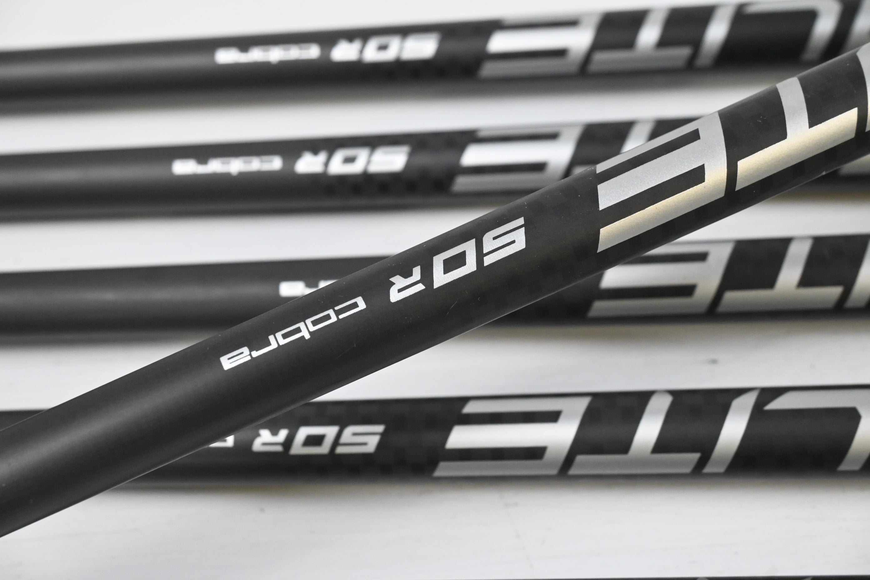 Cobra T-Rail 2023 Irons / 6-PW+SW / Regular Flex Ultralite 50 Shafts