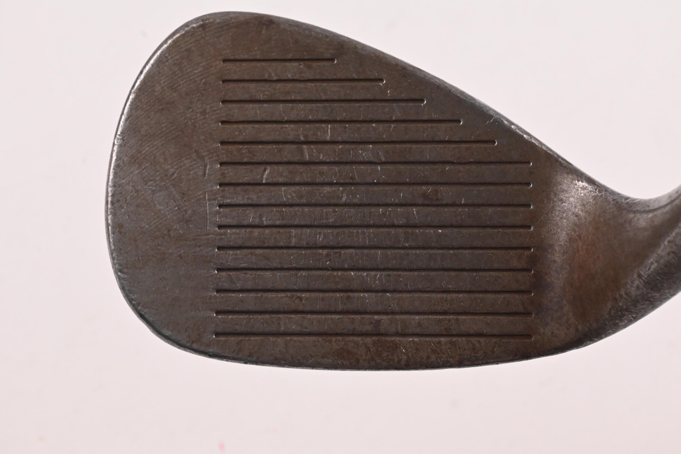 Cleveland 588 RTX 2.0 Gap Wedge / 52 Degree / Wedge Flex KBS Tour 125 Shaft