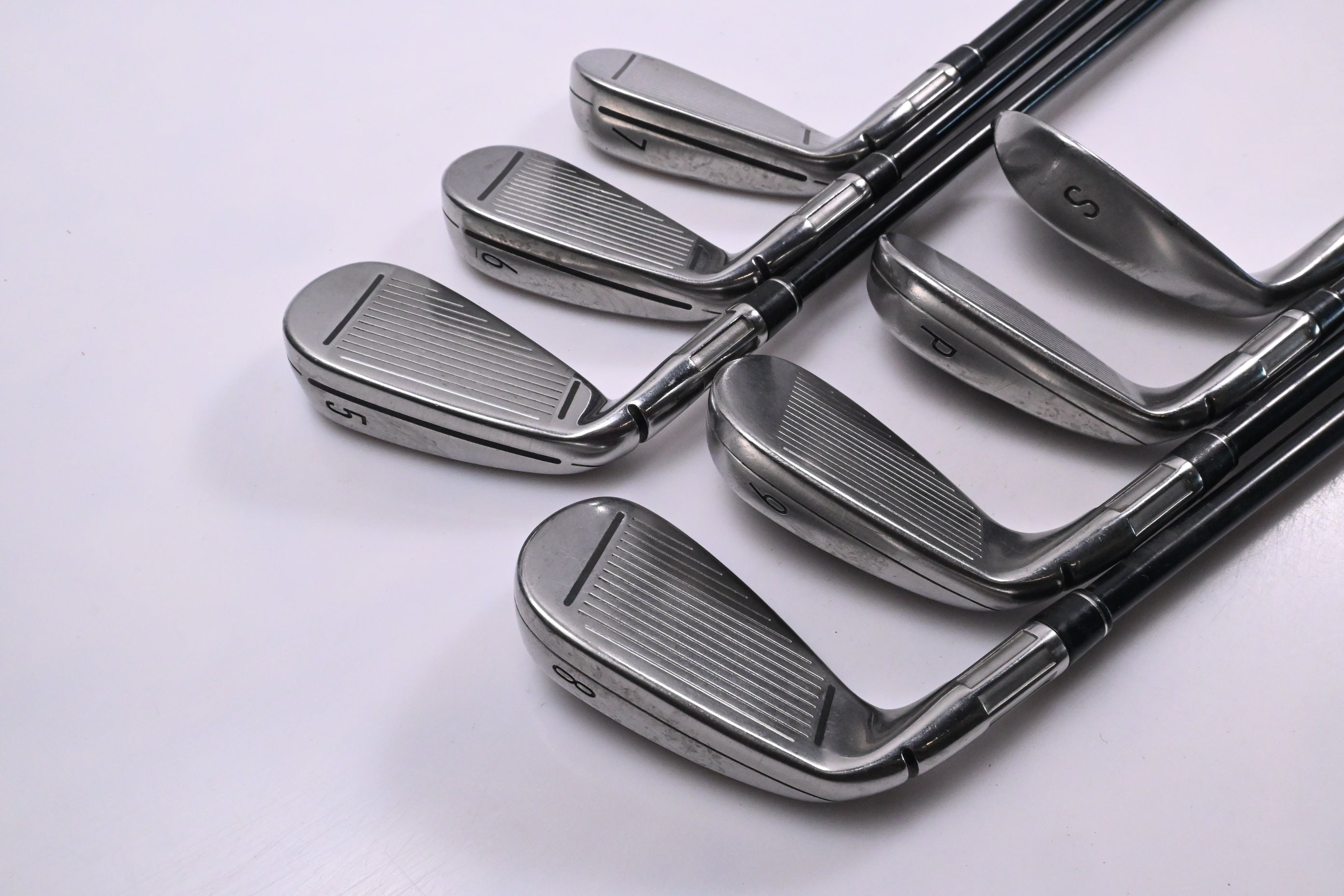 Taylormade M4 Irons / 5-PW+SW / Regular Flex Fujikura Atmos Red 6 Shafts