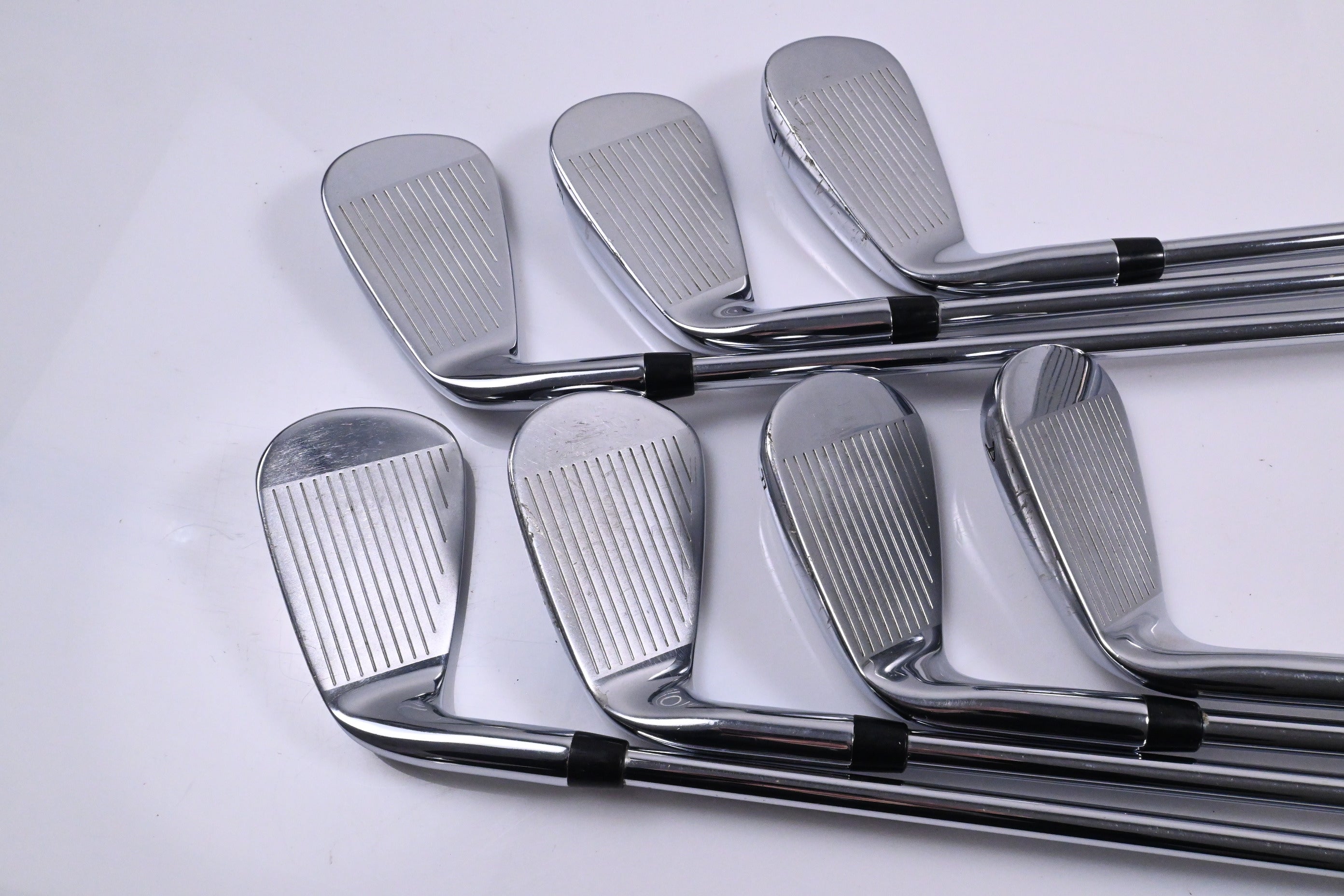 Callaway Elyte Irons / 5-PW+AW / Regular Flex Project X Vector 80 Shafts