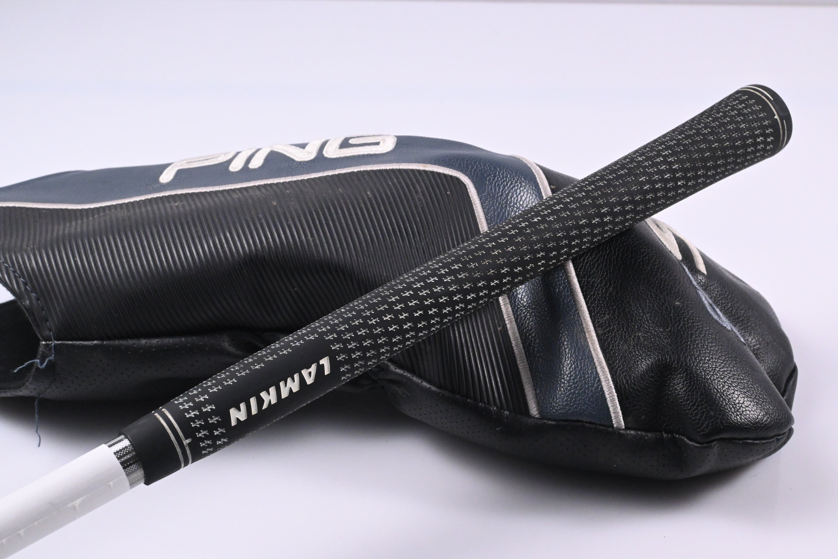Left Hand Ping G425 Max Driver / 9 Degree / Stiff Flex Ping Tour 65 Shaft