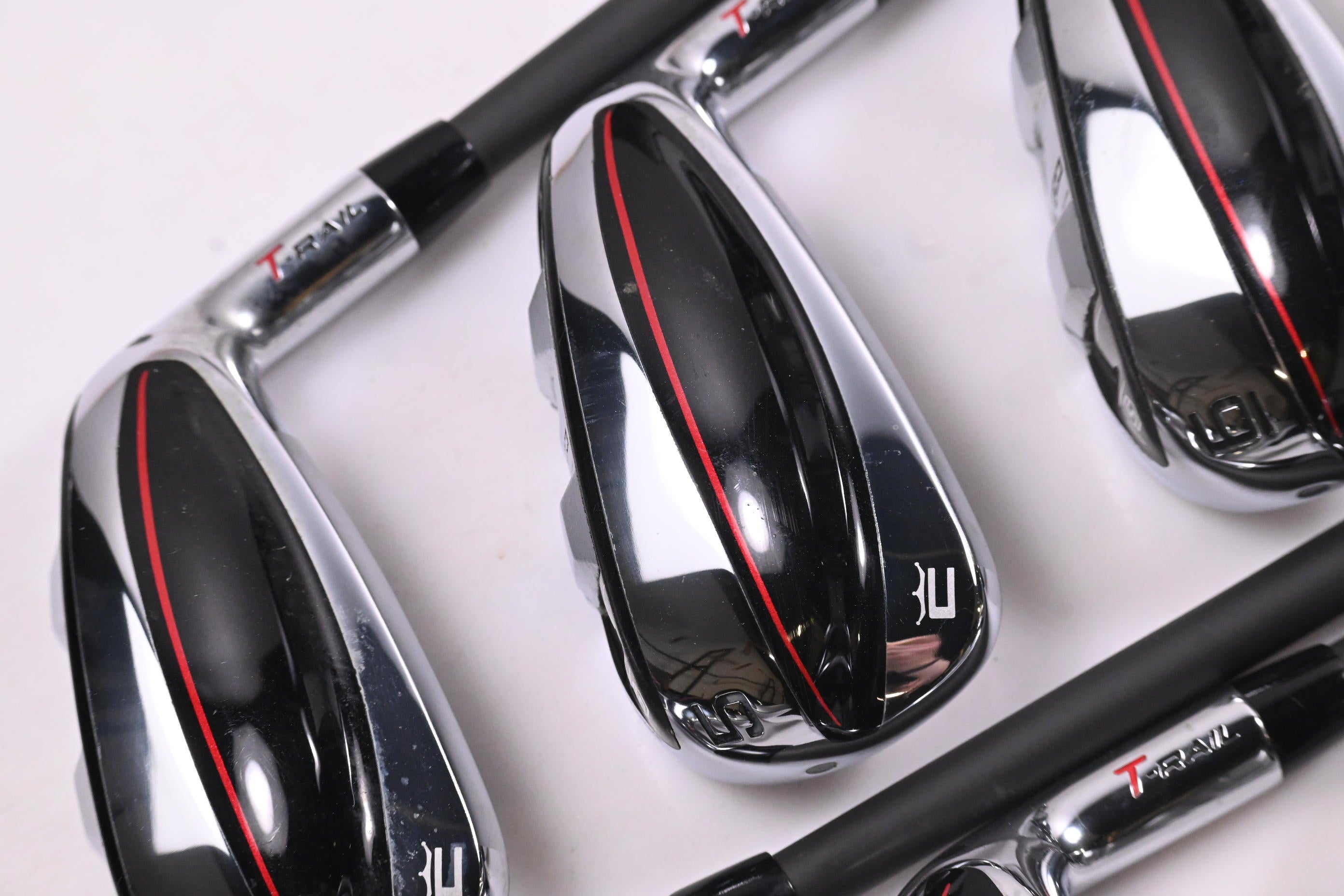 Cobra T-Rail 2023 Irons / 4-PW+SW / Regular Flex Cobra Ultralite 50 Shafts