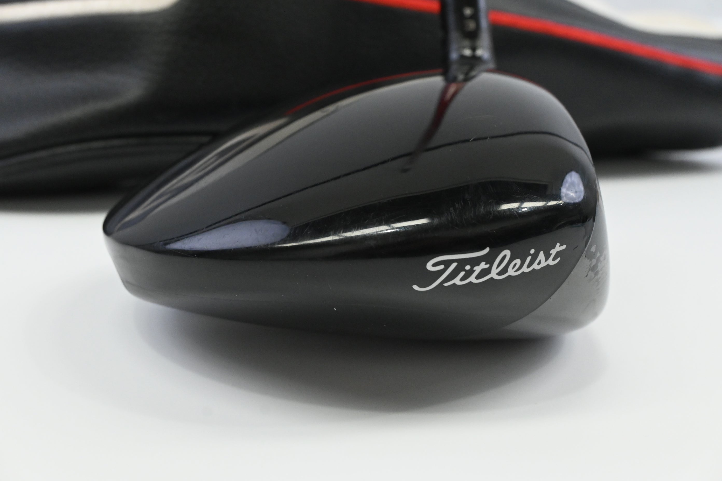 Titleist GT2 Driver / 10 Degree / Senior Flex Denali Red 50 Shaft