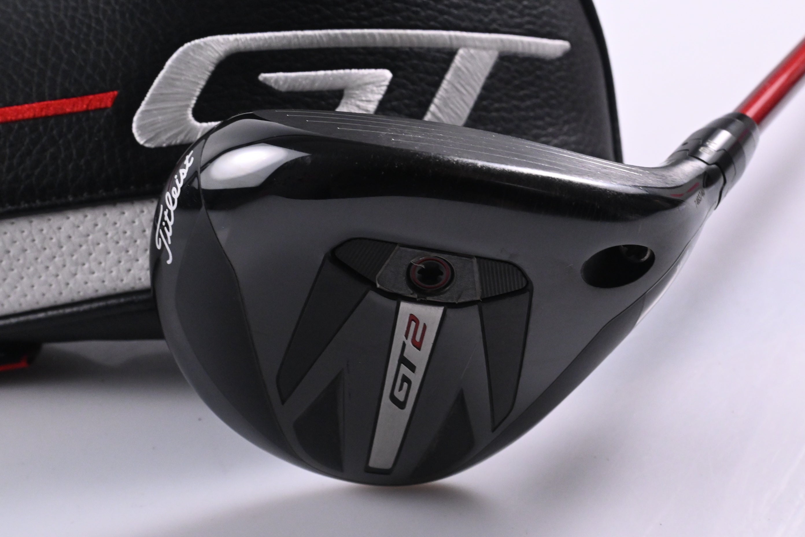 Titleist GT2 #5 Wood / 18 Degree / Regular Flex Denali Red 50 Shaft