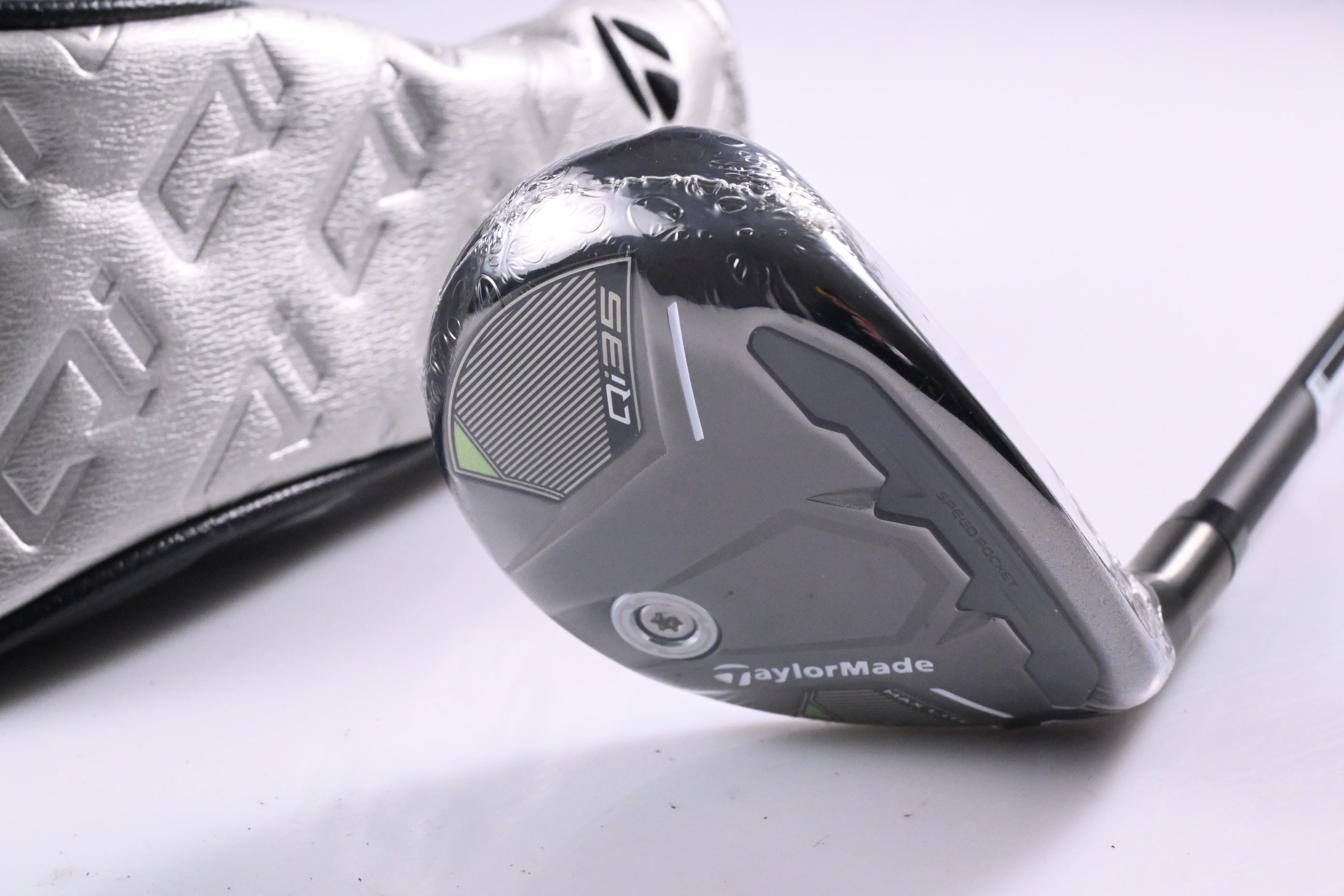 Taylormade Qi35 Max Lite #5 Hybrid / 27 Degree / Senior Flex Vanquish 5 Shaft