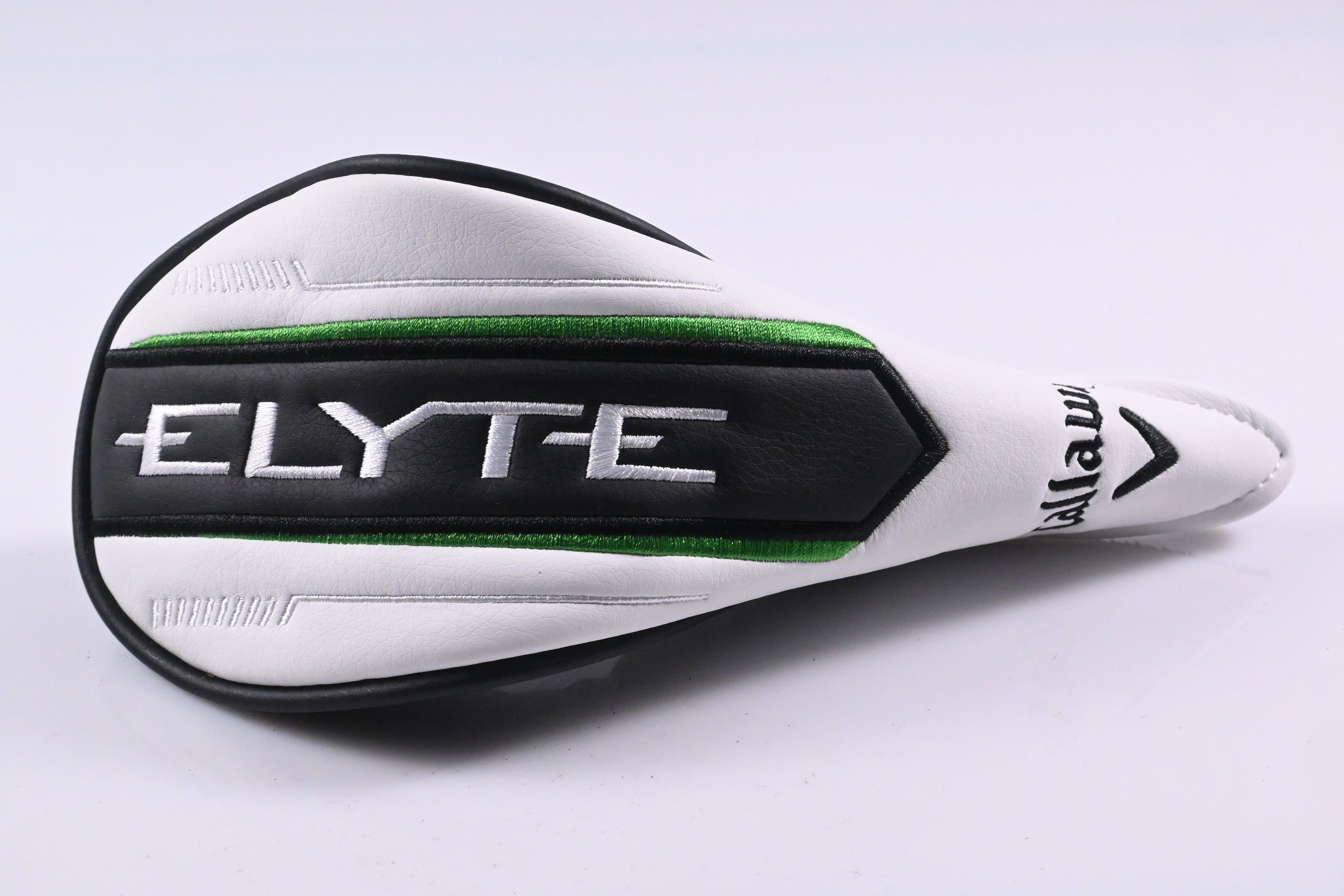 Callaway Elyte X #4 Hybrid / 21 Degree / Regular Flex Denali Charcoal 60 Shaft