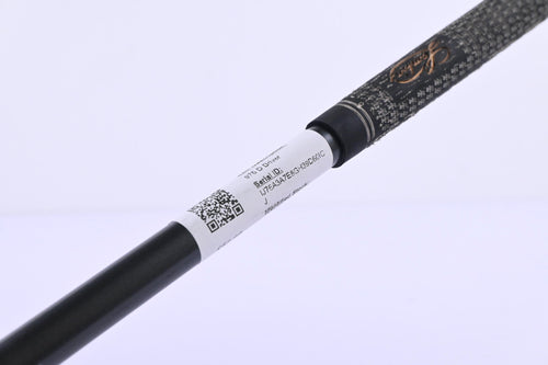 Titleist 975 D Driver / 8.5 Degree / Stiff Flex Titleist Ultralite 65 Shaft