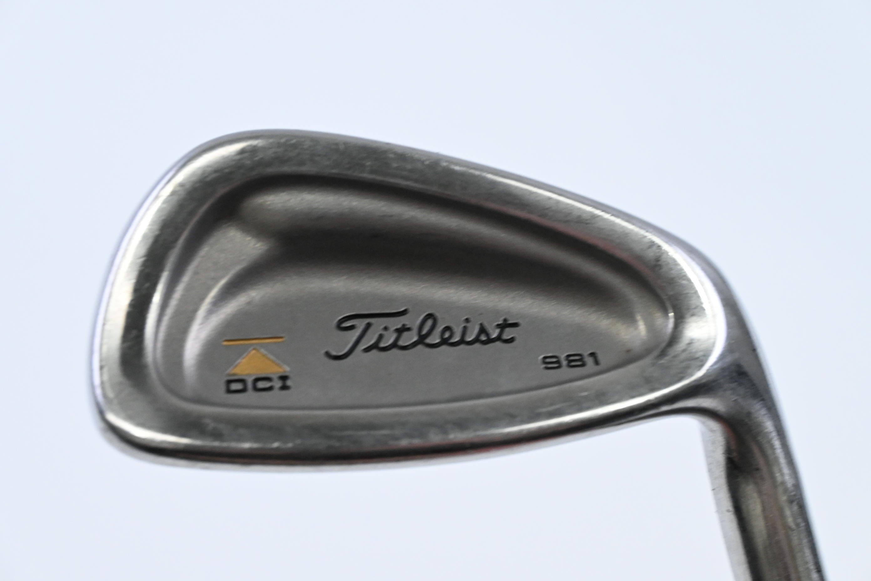 Titleist DCI 981 #8 Iron / Regular Flex Titleist Tri Spec Shaft