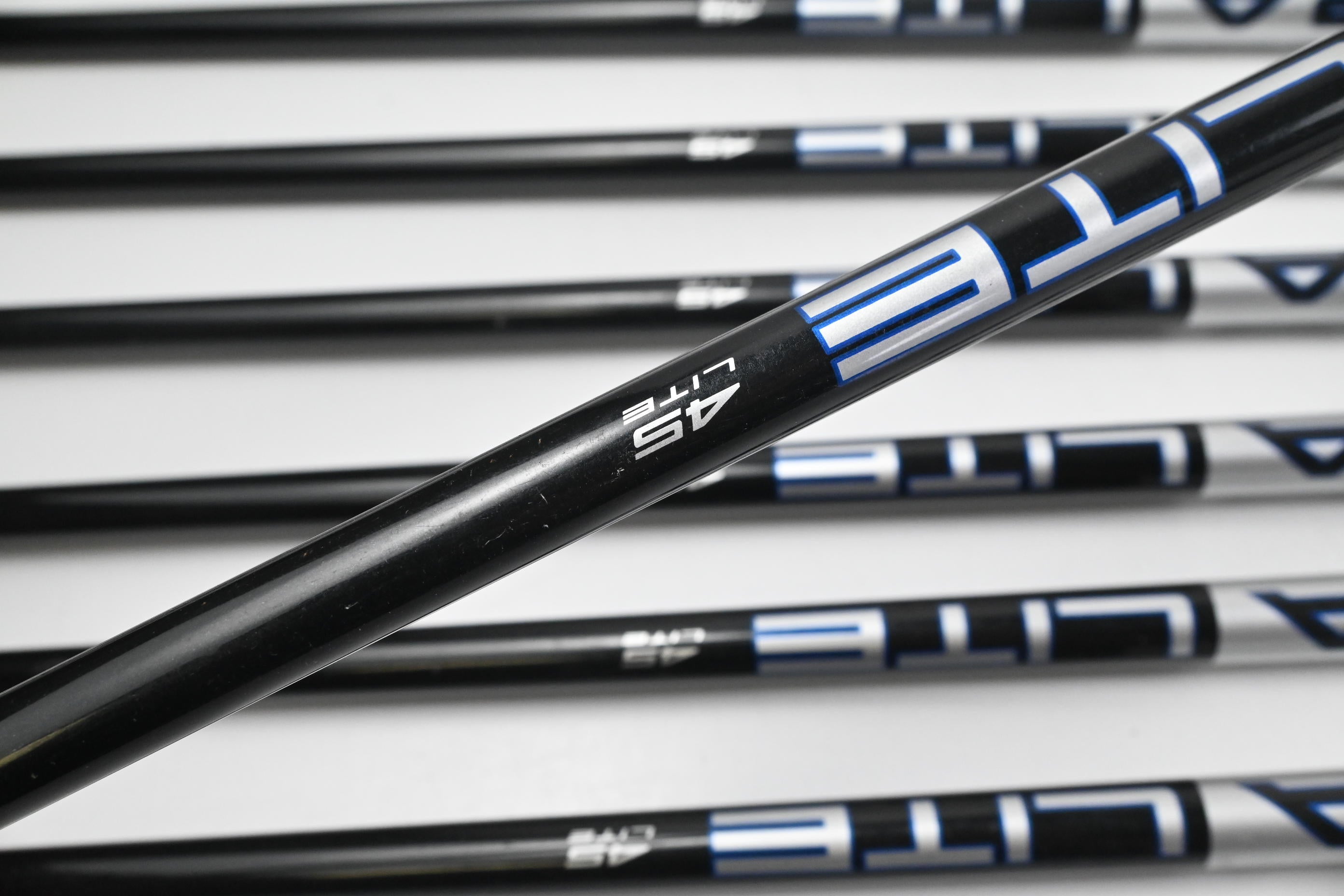 Cobra T-Rail Hybrid Combo Irons / 4-6H+7-PW / Senior Flex Ultralite 45 Shafts