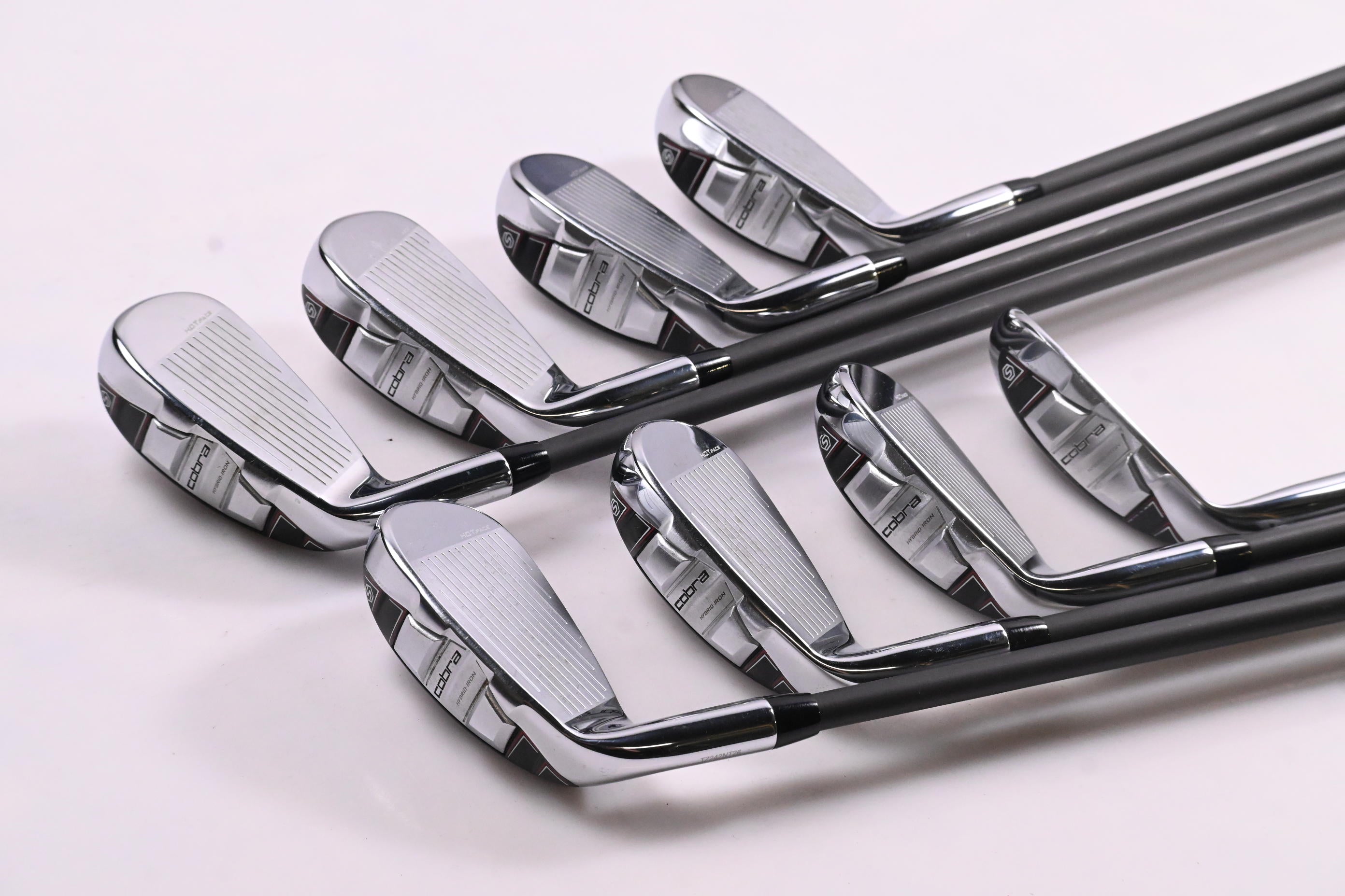 Cobra T-Rail 2023 Irons / 4-PW+SW / Regular Flex Cobra Ultralite 50 Shafts