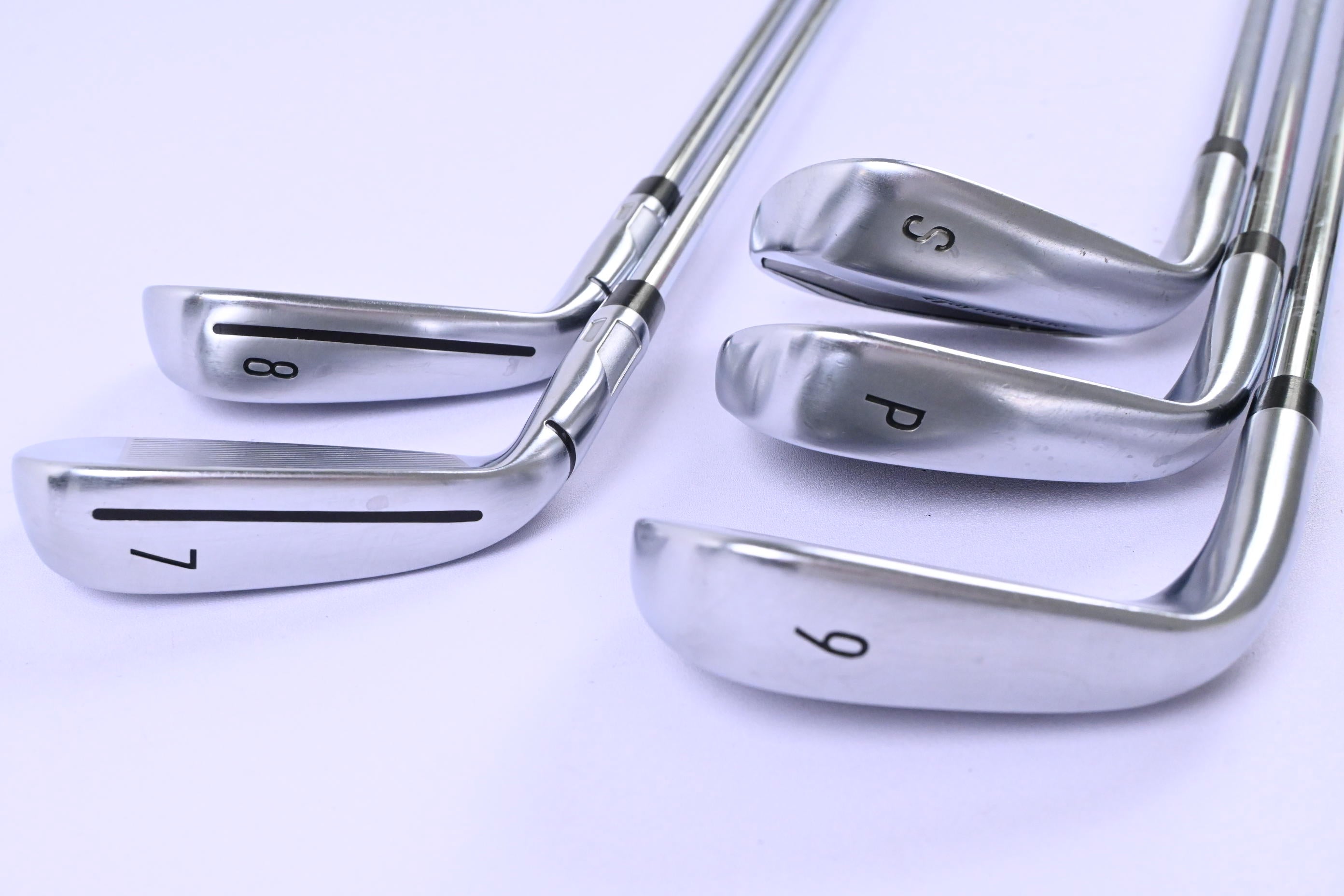 Taylormade Qi Irons / 7-PW+SW / Regular Flex KBS Max MT 85 Shafts