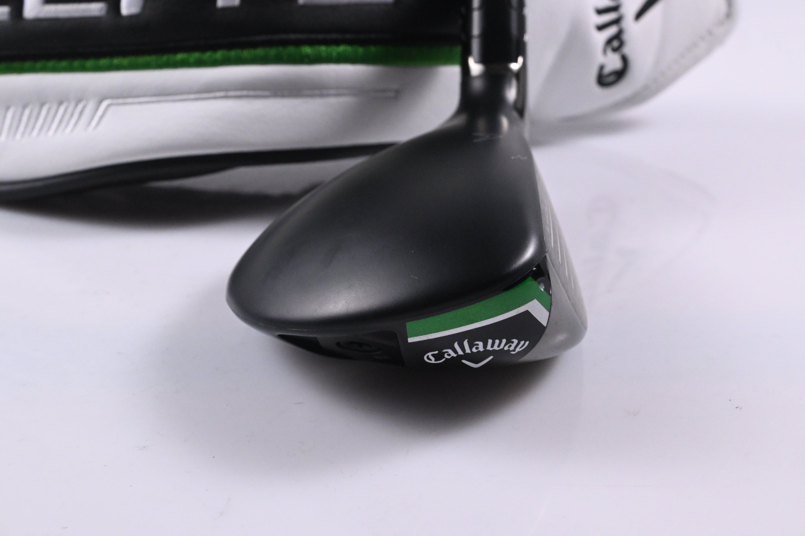 Callaway Elyte #4 Hybrid / 22 Degree / Regular Flex Denali Charcoal 60 Shaft