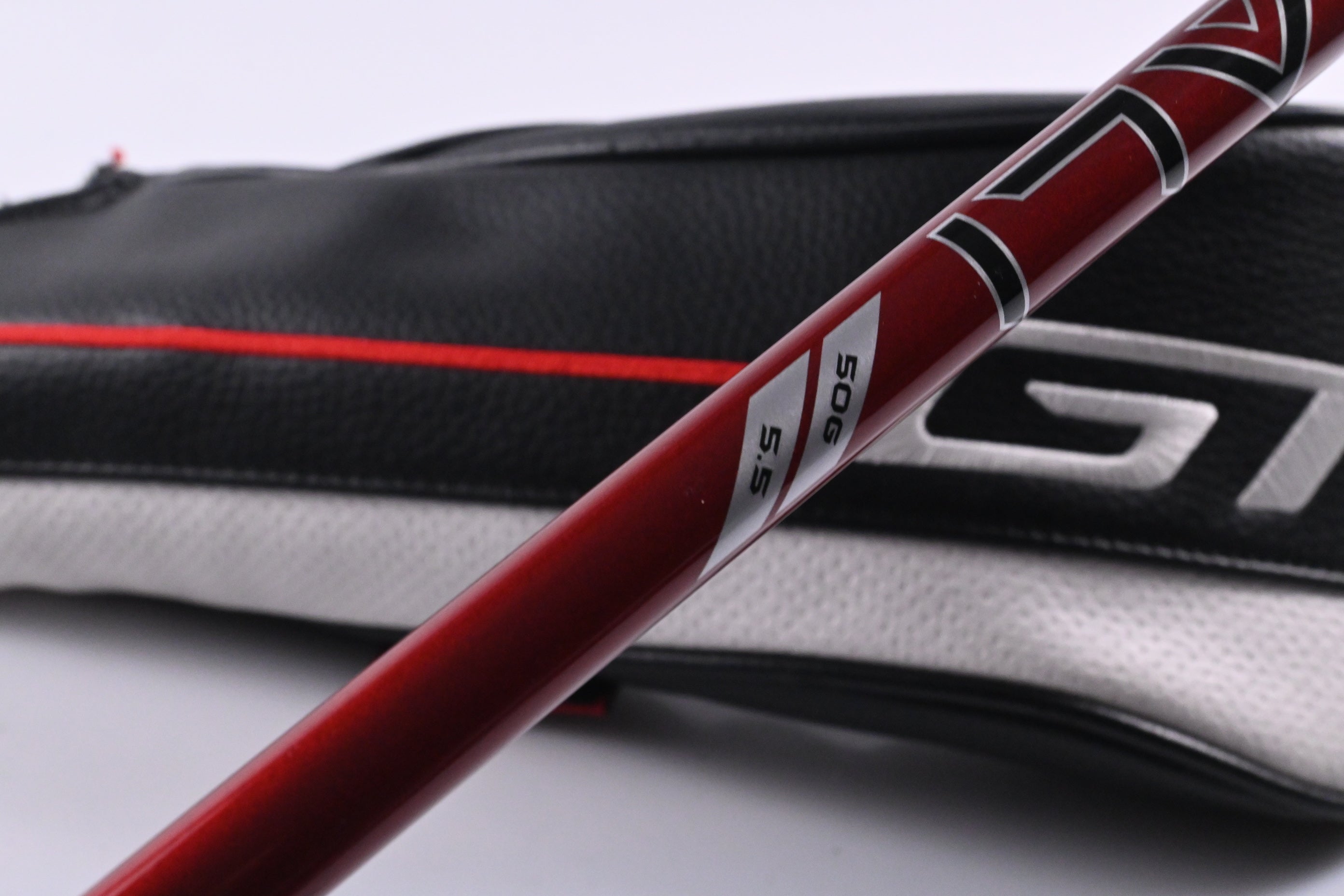 Titleist GT2 #5 Wood / 18 Degree / Regular Flex Denali Red 50 Shaft