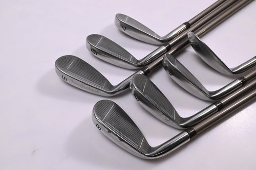 Ladies Taylormade Supersteel Irons / 5-PW+SW / Ladies Flex Taylormade Bubble 60