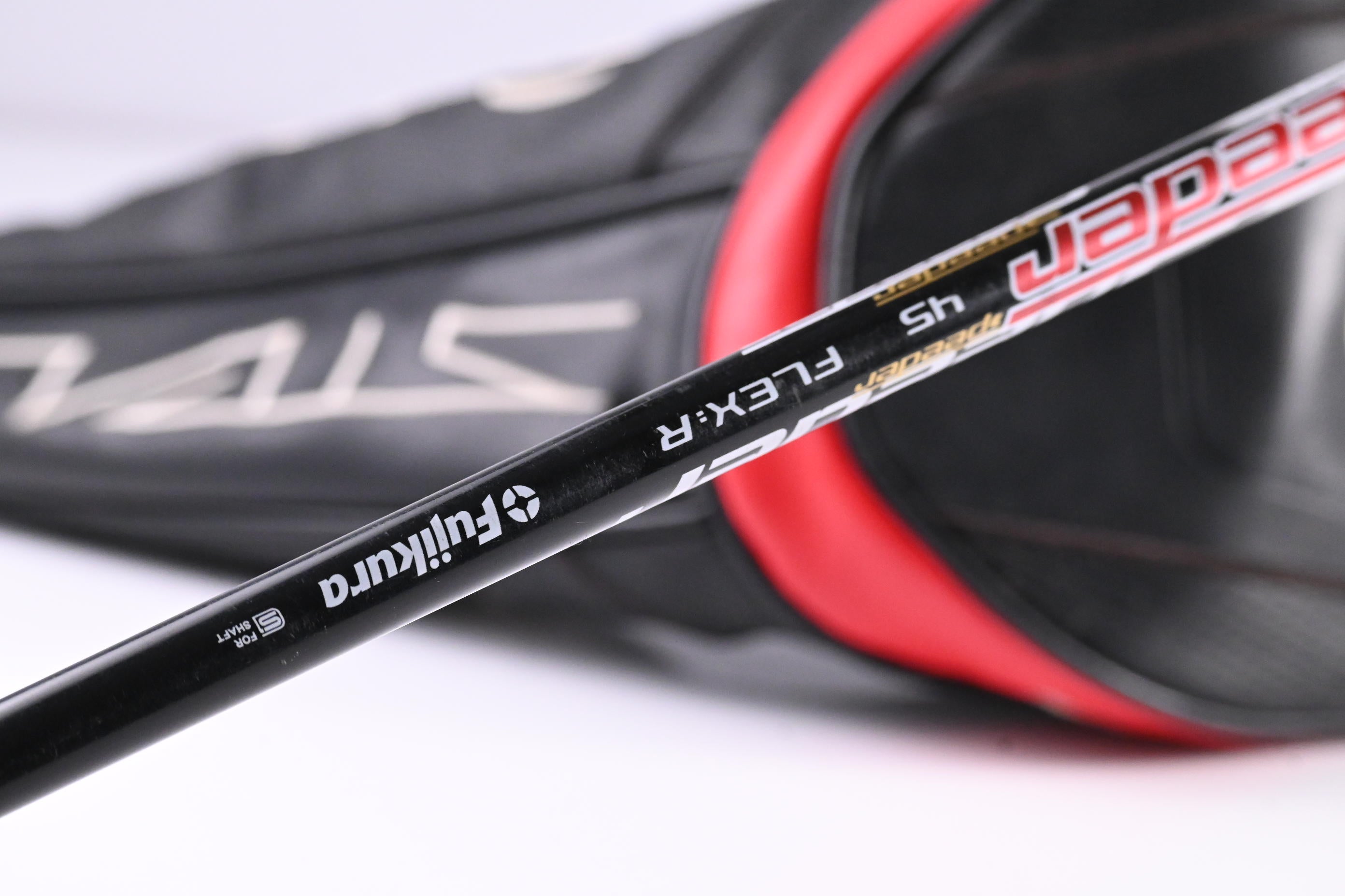 Taylormade Stealth HD Driver / 10.5 Degree / Regular Flex Fujikura Air Speeder 45