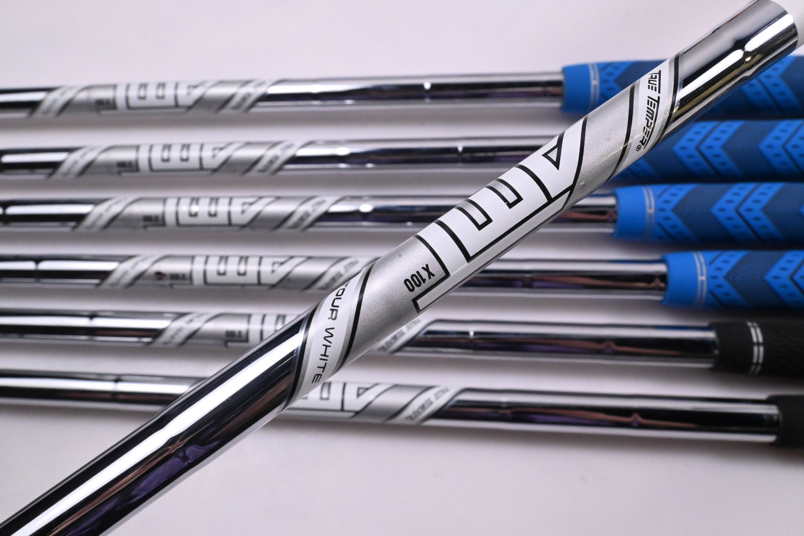 Callaway Apex Pro/CB 24 Irons / 4-PW / X-Flex AMT Tour White X100 Shafts