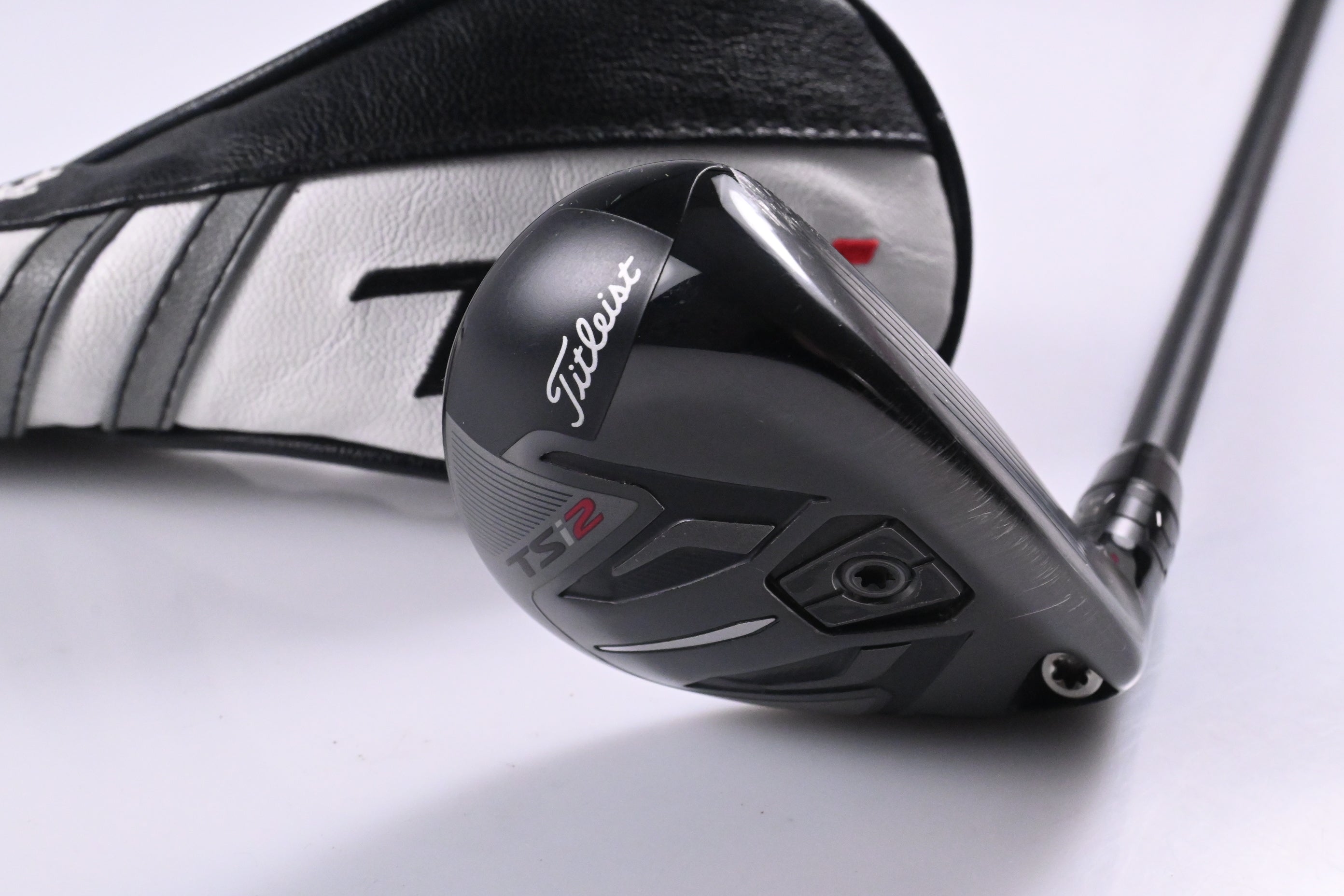 Titleist TSi2 #4 Hybrid / 21 Degree / Regular Flex Kuro Kage Black Series 55
