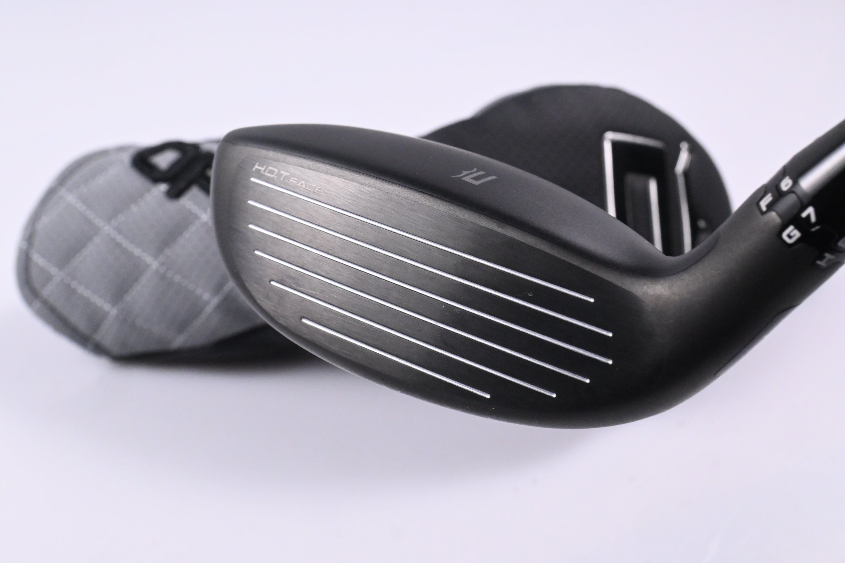 Cobra OPTM #3 Hybrid / 18 Degree / Regular Flex KBS PG 75 Shaft