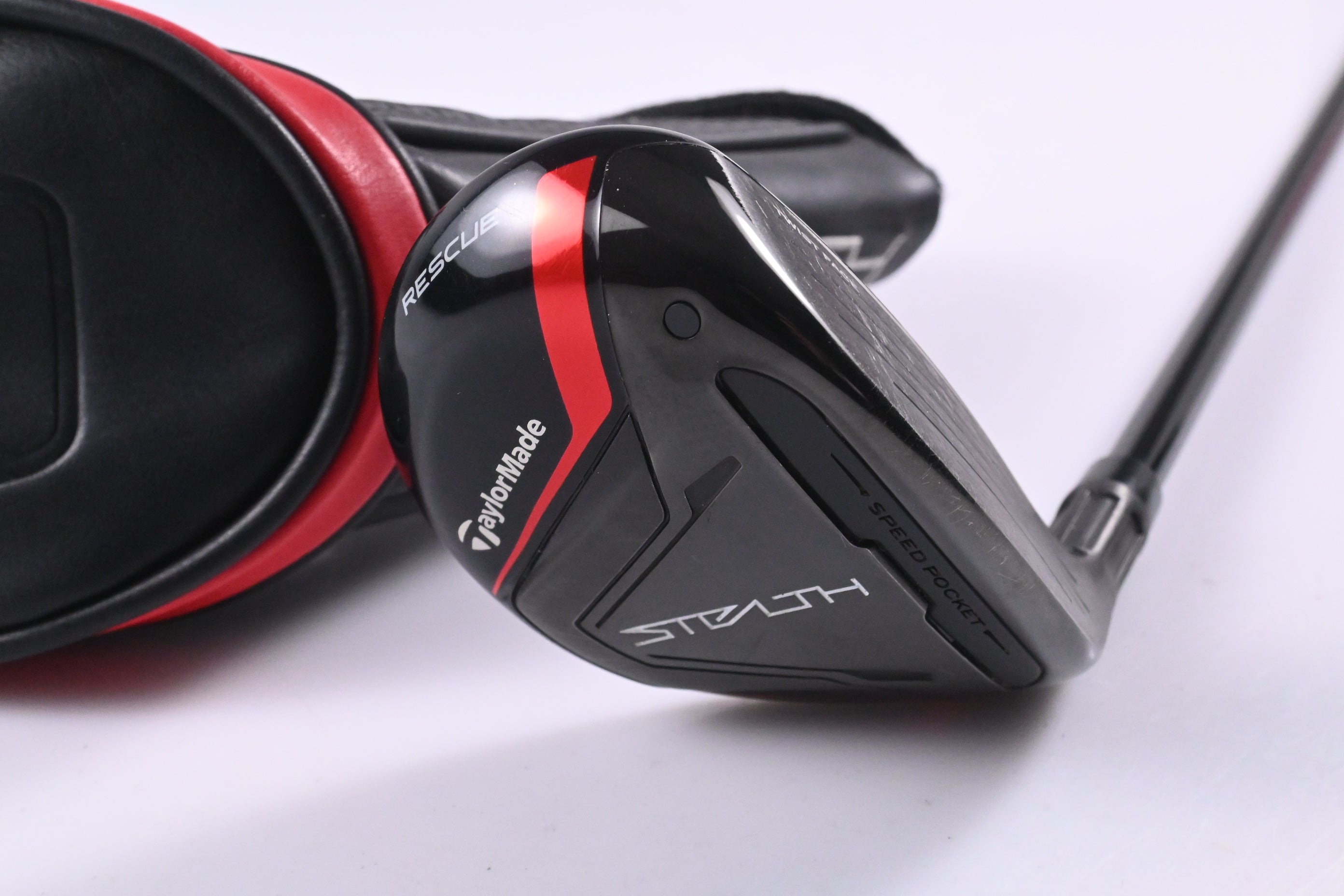 Taylormade Stealth #4 Hybrid / 22 Degree / Regular Flex Fujikura Ventus Red 6