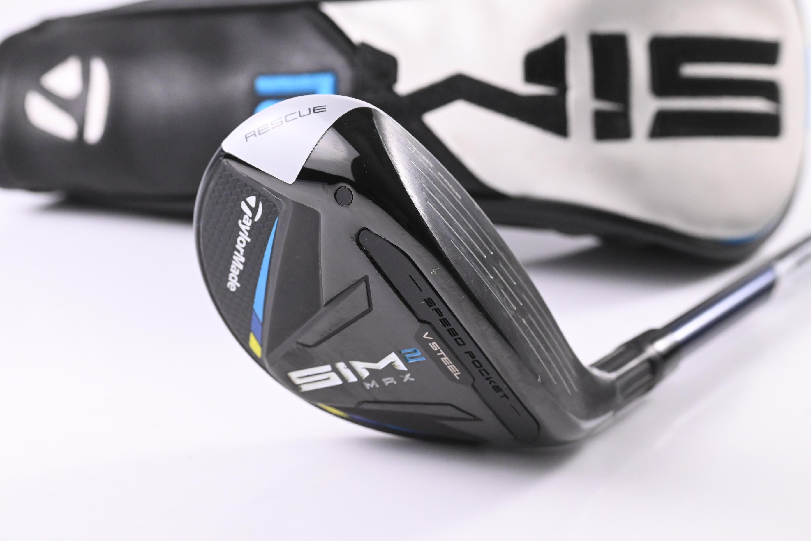 Taylormade SIM2 Max #3 Hybrid / 19 Degree / Stiff Flex Fujikura Ventus Blue 7