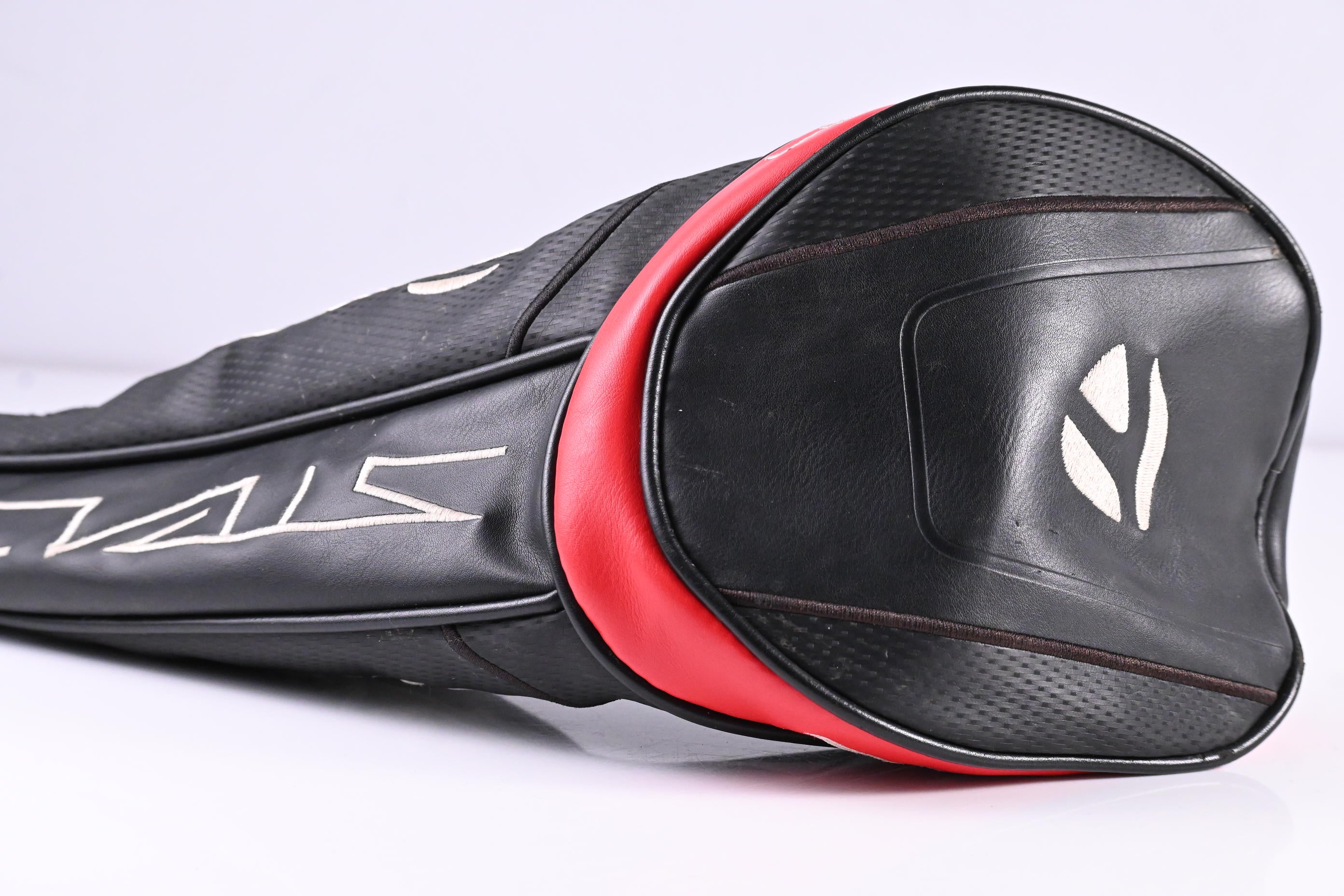 Taylormade Stealth HD Driver / 10.5 Degree / Regular Flex Fujikura Air Speeder 45