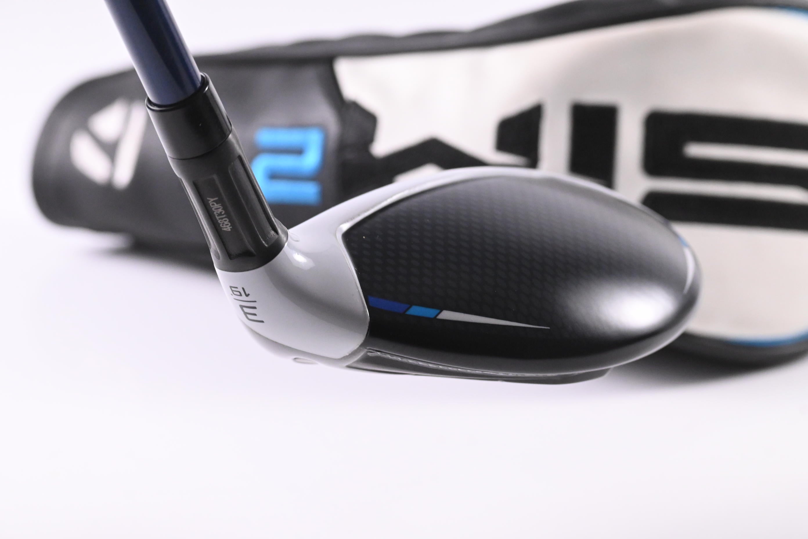 Taylormade SIM2 Max #3 Hybrid / 19 Degree / Stiff Flex Fujikura Ventus Blue 7