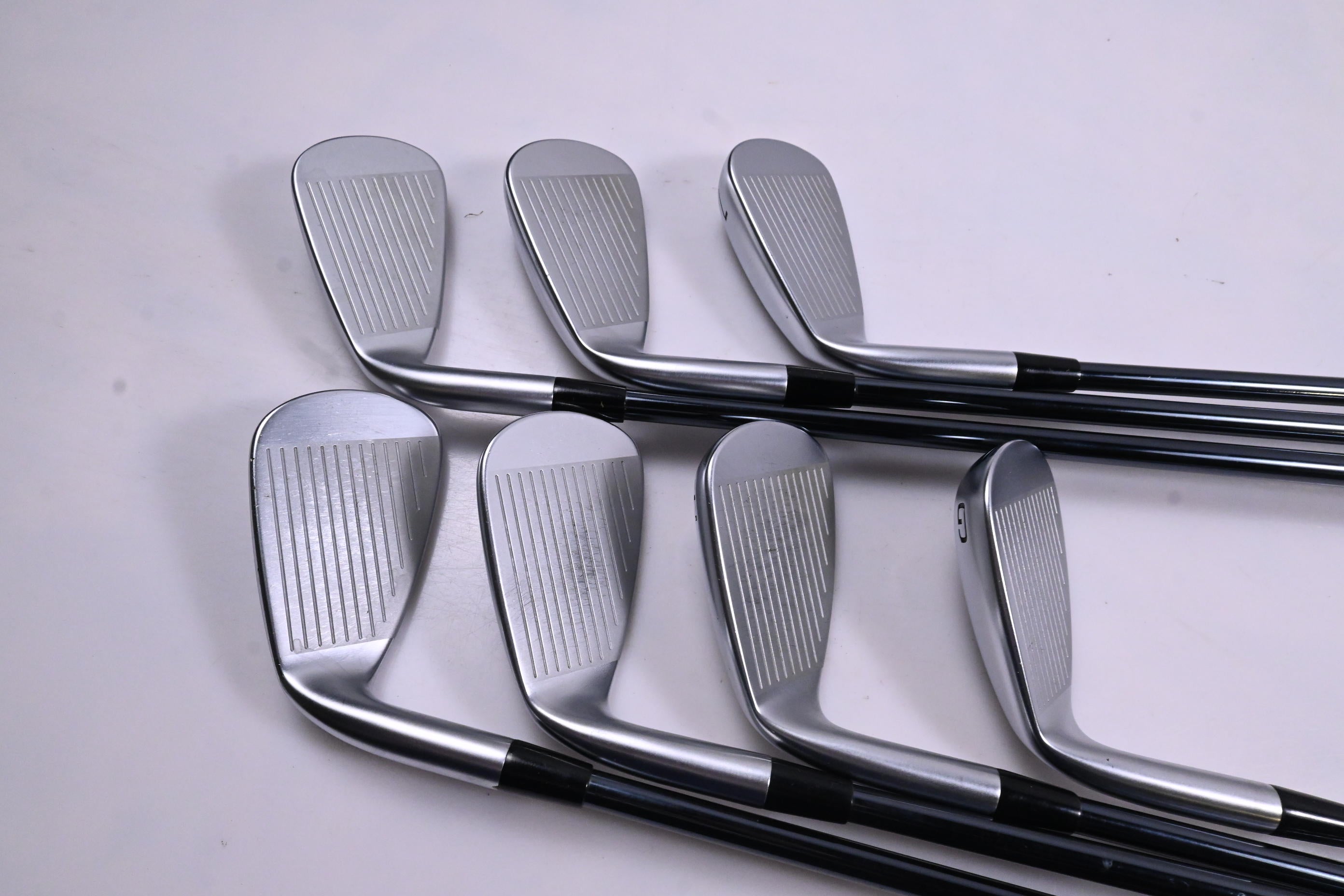 Mizuno JPX 925 Hot Metal HL Irons / 5-PW+GW / Regular Flex UST Recoil Dart ESX