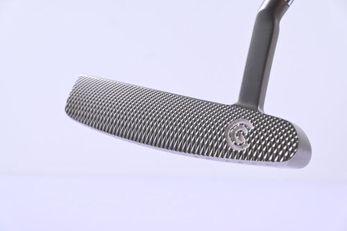 Cleveland Huntington Beach 3 Putter / 33 Inch