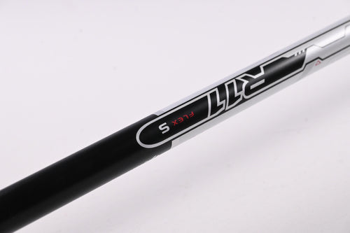 Taylormade R11 #5 Wood / 19 Degree / Stiff Flex Fujikura Blur 70 Shaft